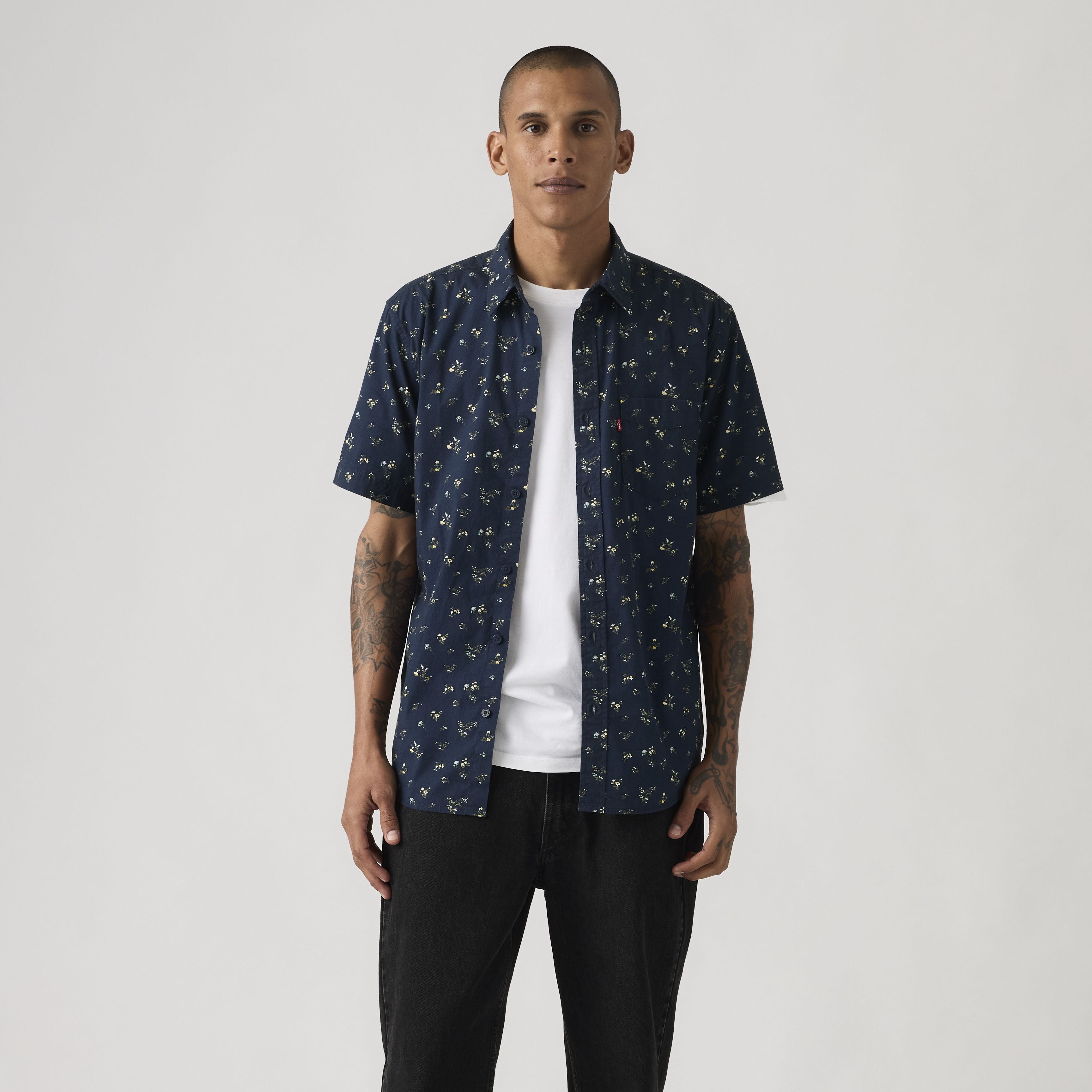 Short-Sleeve Classic One Pocket Standard Fit Shirt 9