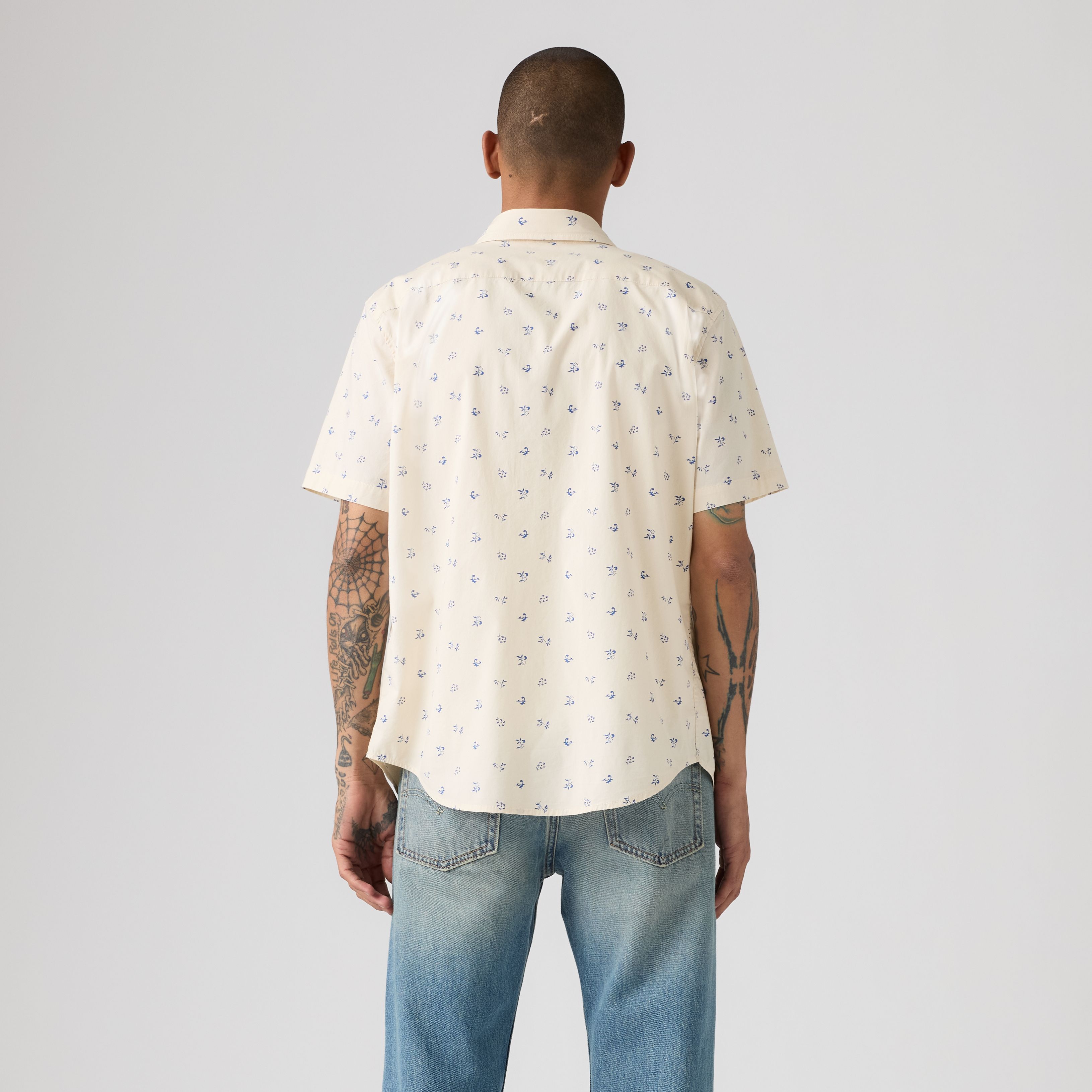 Classic One Pocket Standard Short-Sleeve Shirt 4