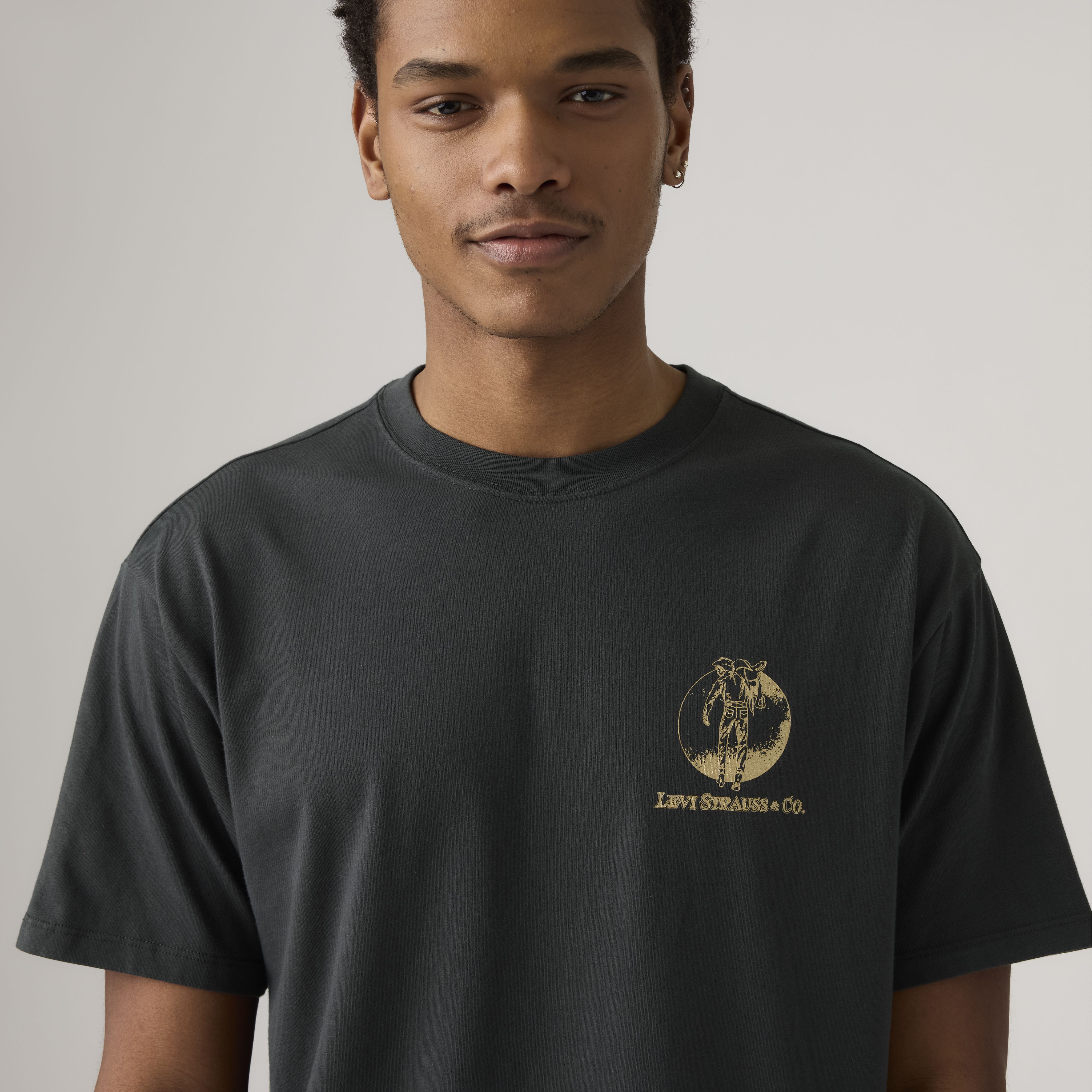 Vintage Fit Graphic T-Shirt 4