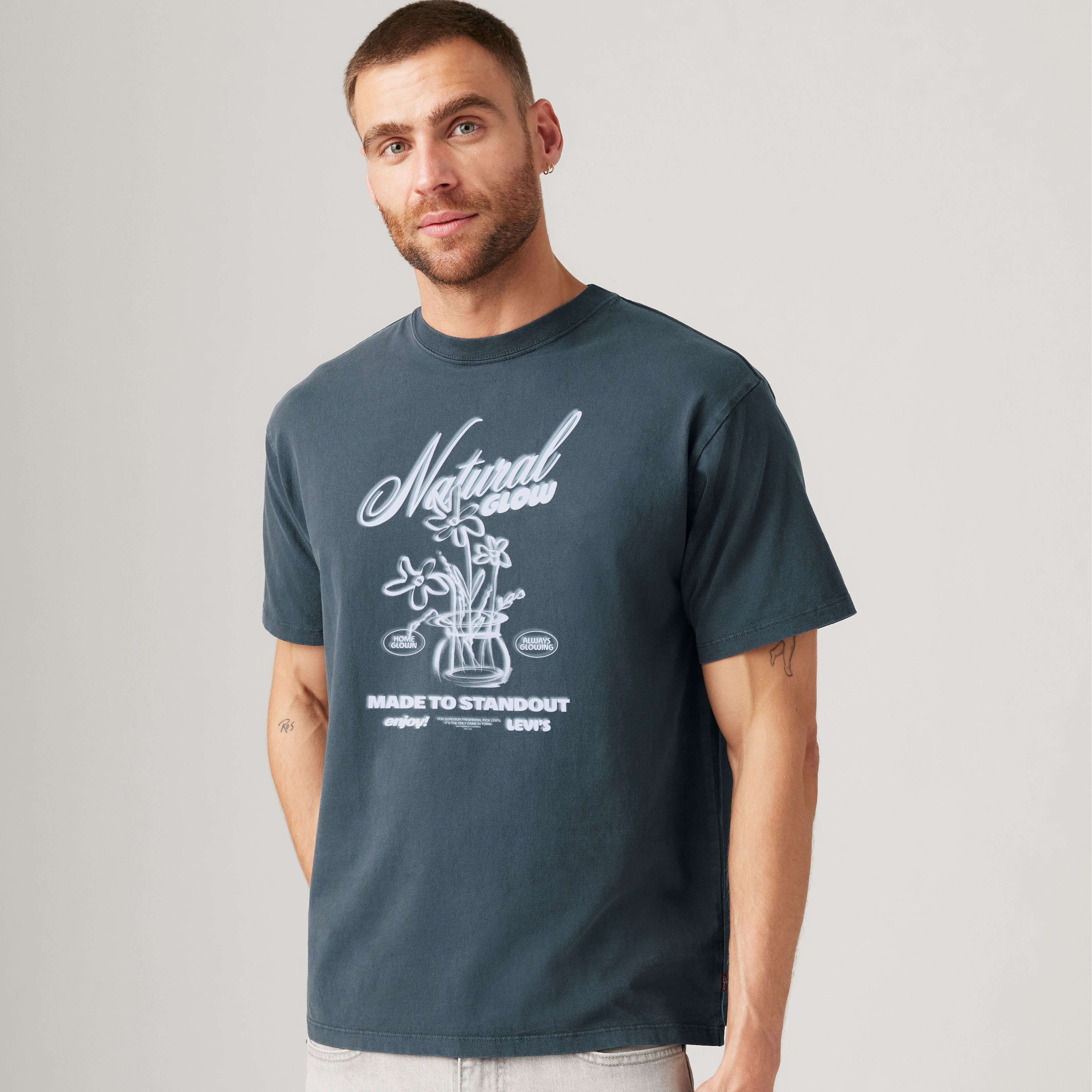 Vintage Graphic T-Shirt 1