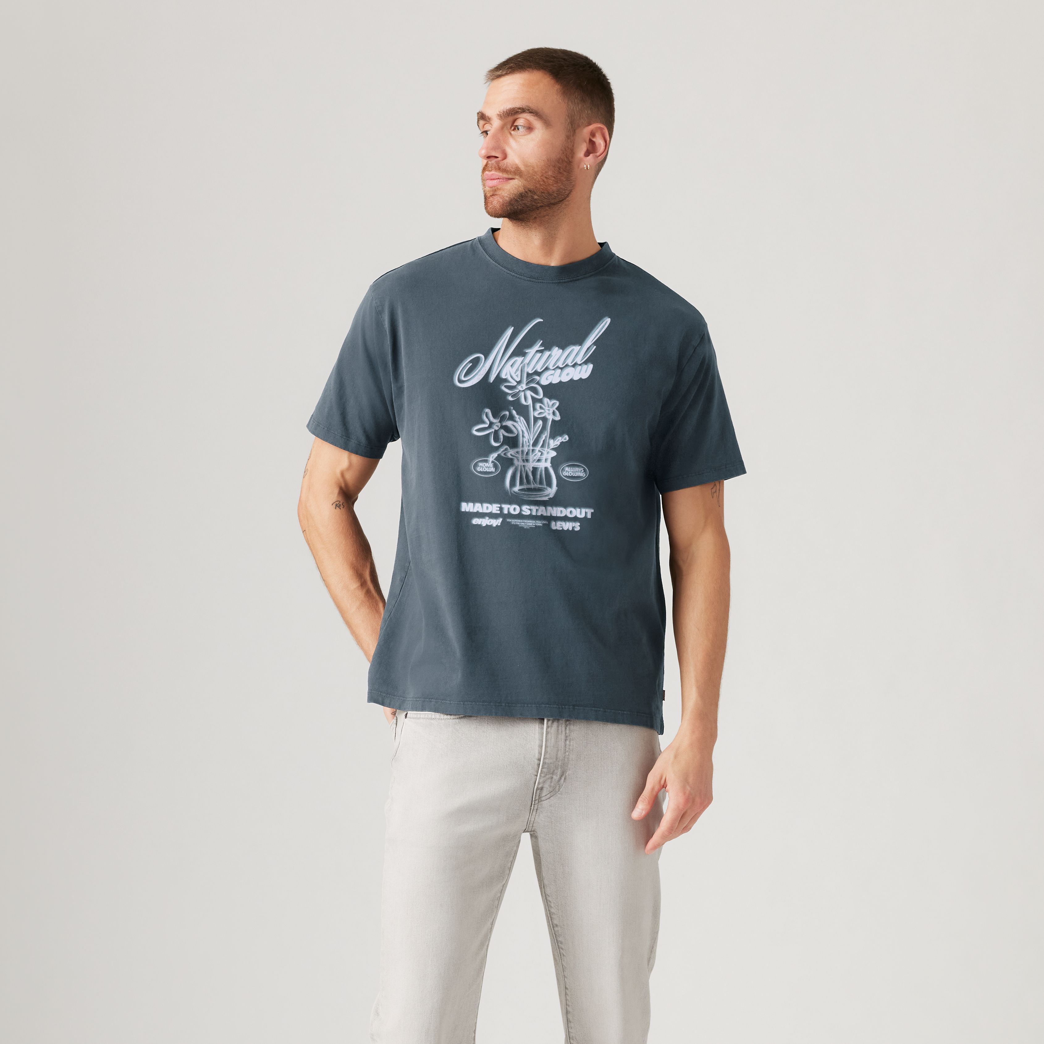 Vintage Graphic T-Shirt 1