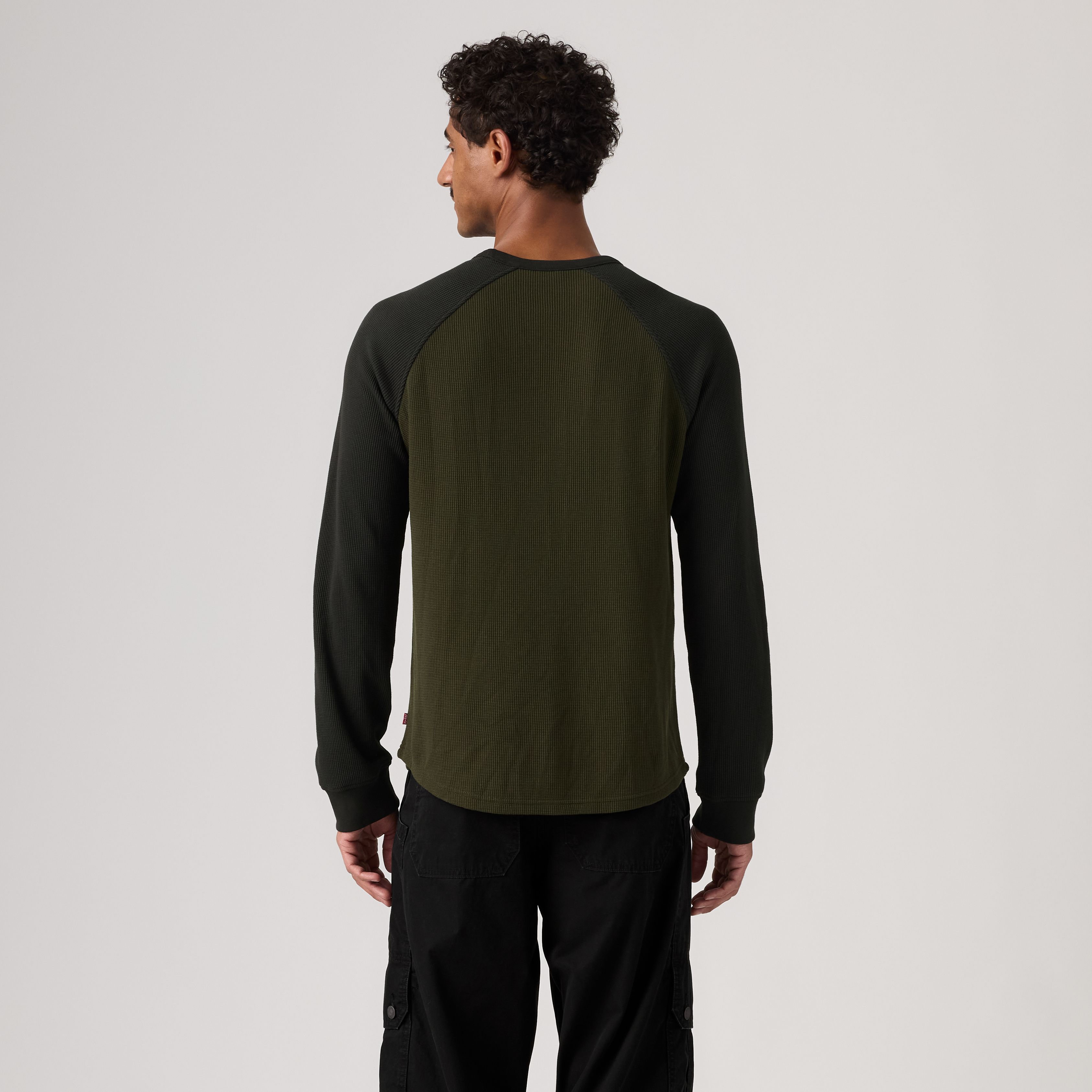 Raglan Crew Long-Sleeve Thermal 4