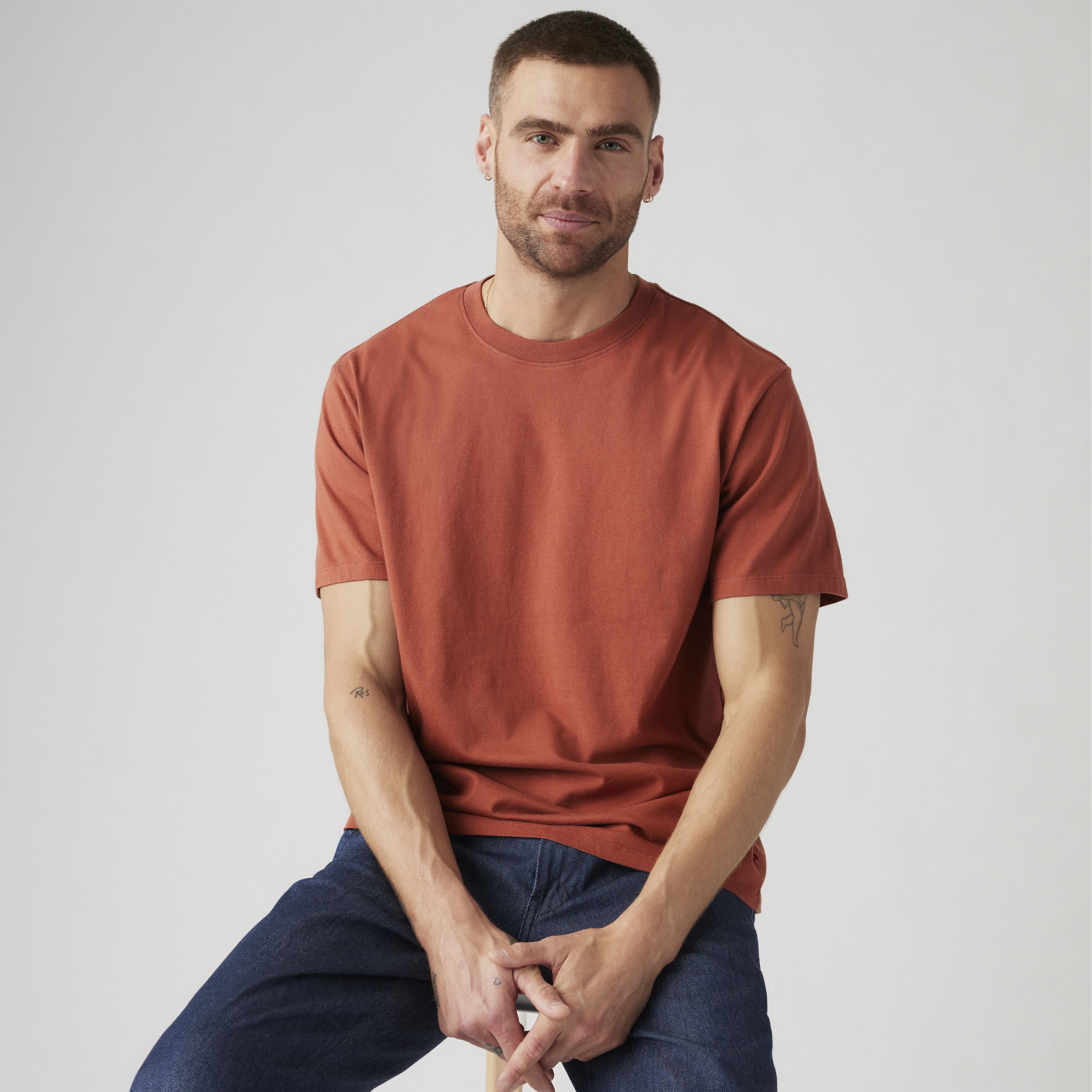 Essential T-Shirt 1