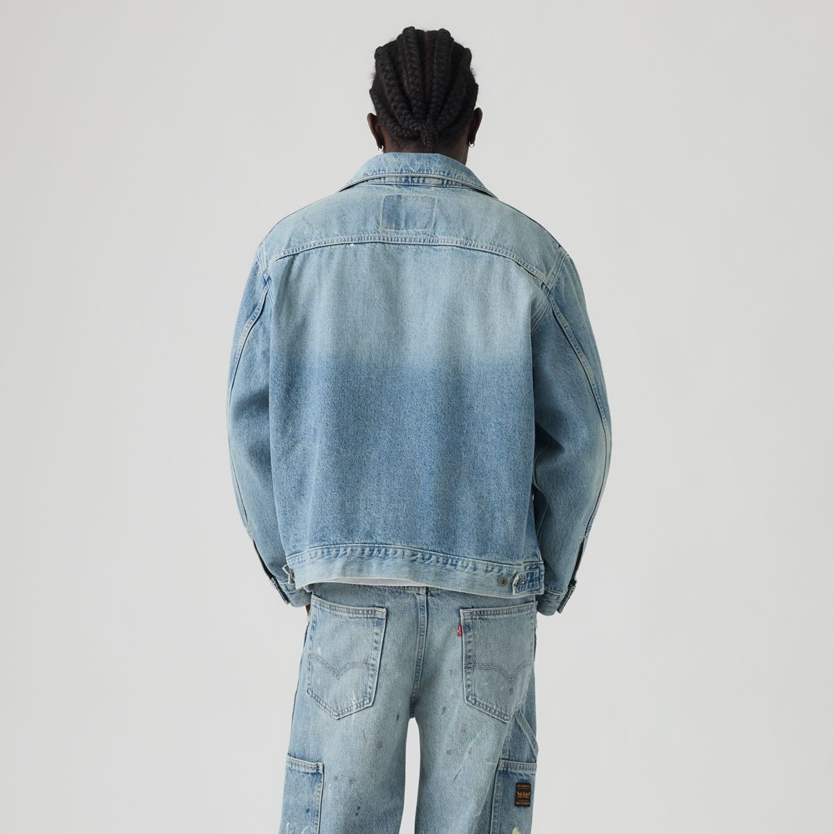 Sunrise Denim Trucker Jacket — Diving Ducks Distressed - Medium Wash