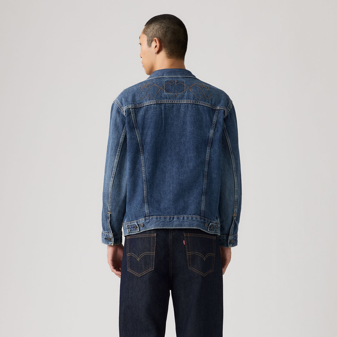 Levi's Relaxed Fit Trucker Jacket In Blue
