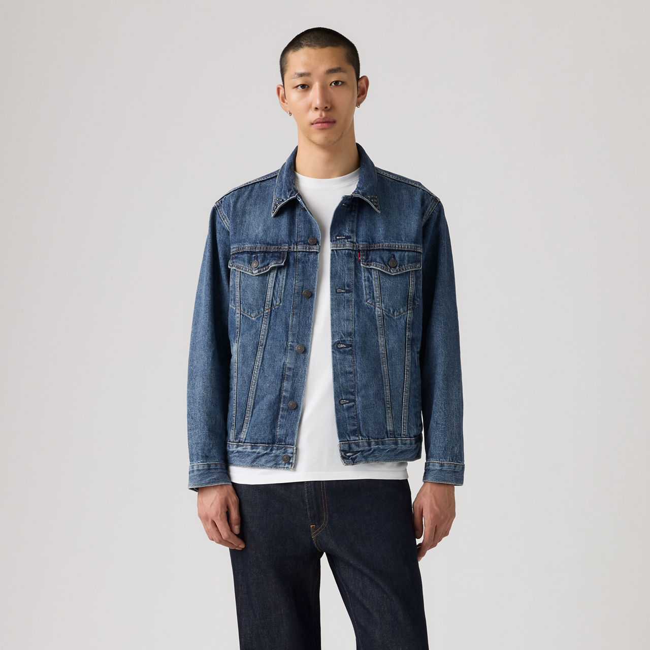 Levi's Relaxed Fit Trucker Jacket In Blue