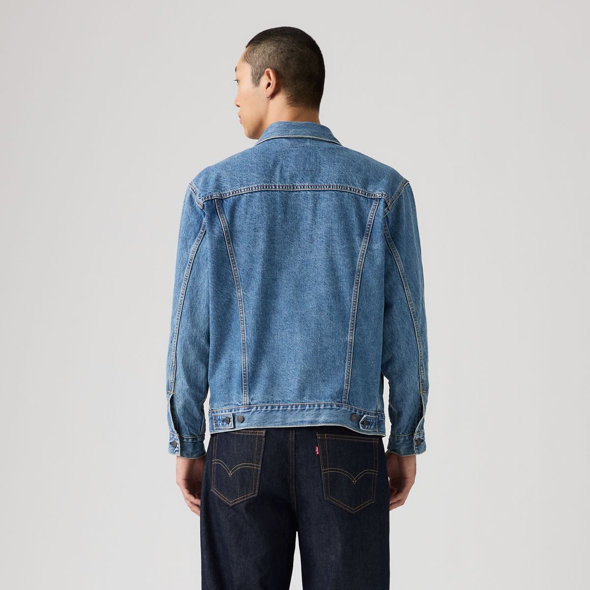Relaxed Type III Trucker Jacket — Washed Away T - Blue