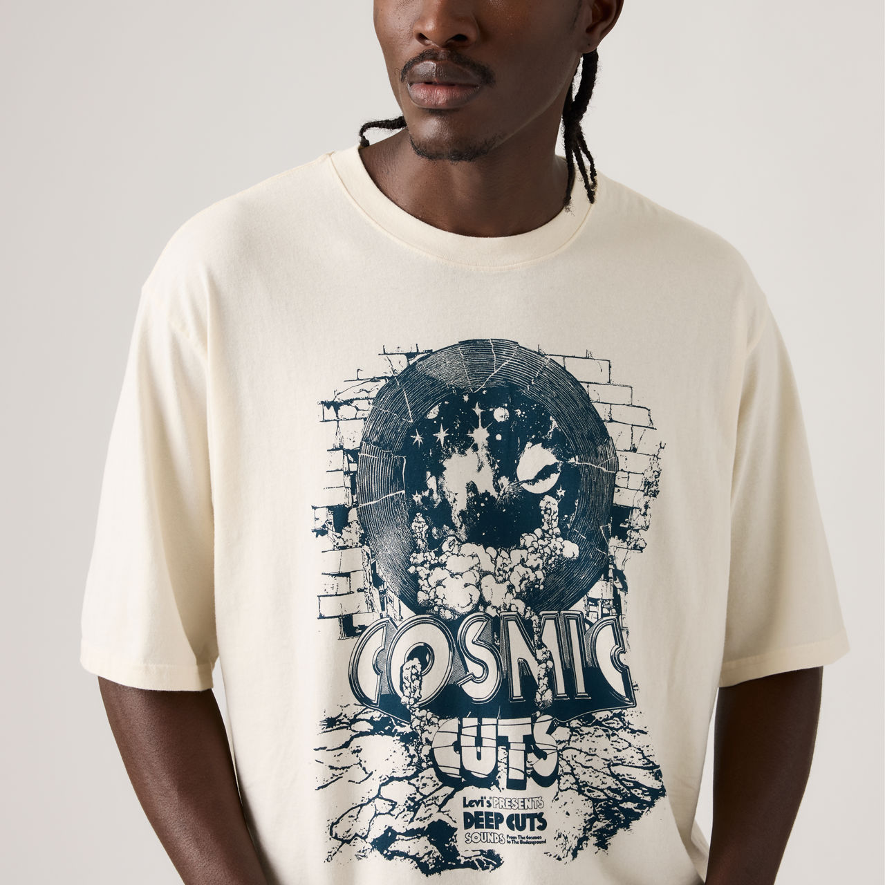 Half-Sleeve Graphic T-Shirt 2