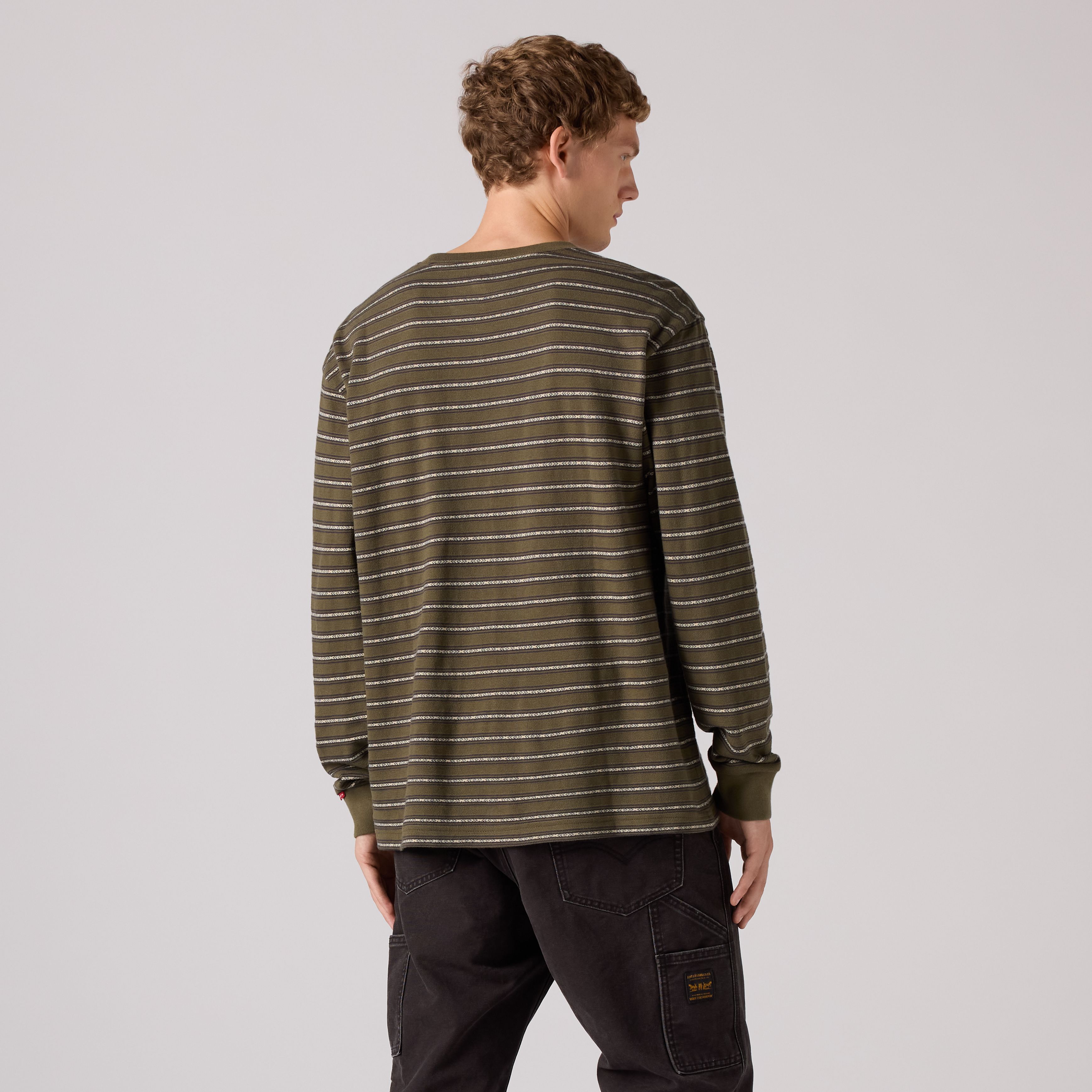 Long-Sleeve Graphic Authentic Tee 4