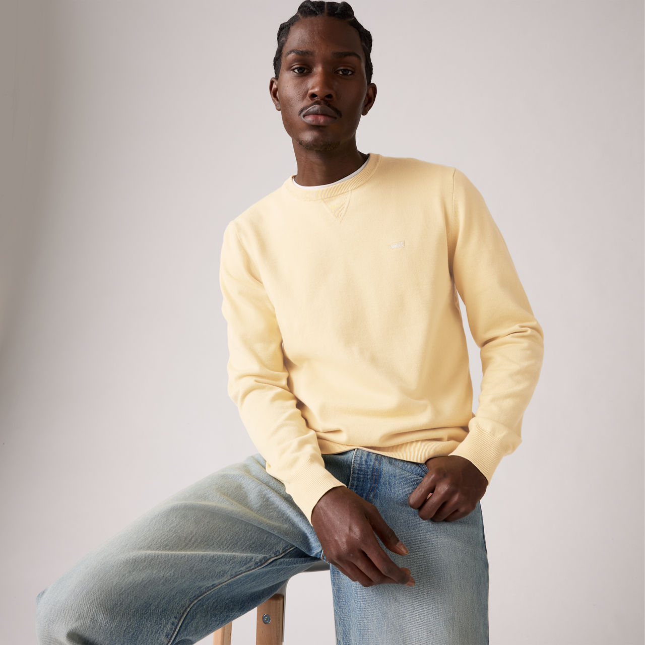 Lightweight Housemark Sweater 1