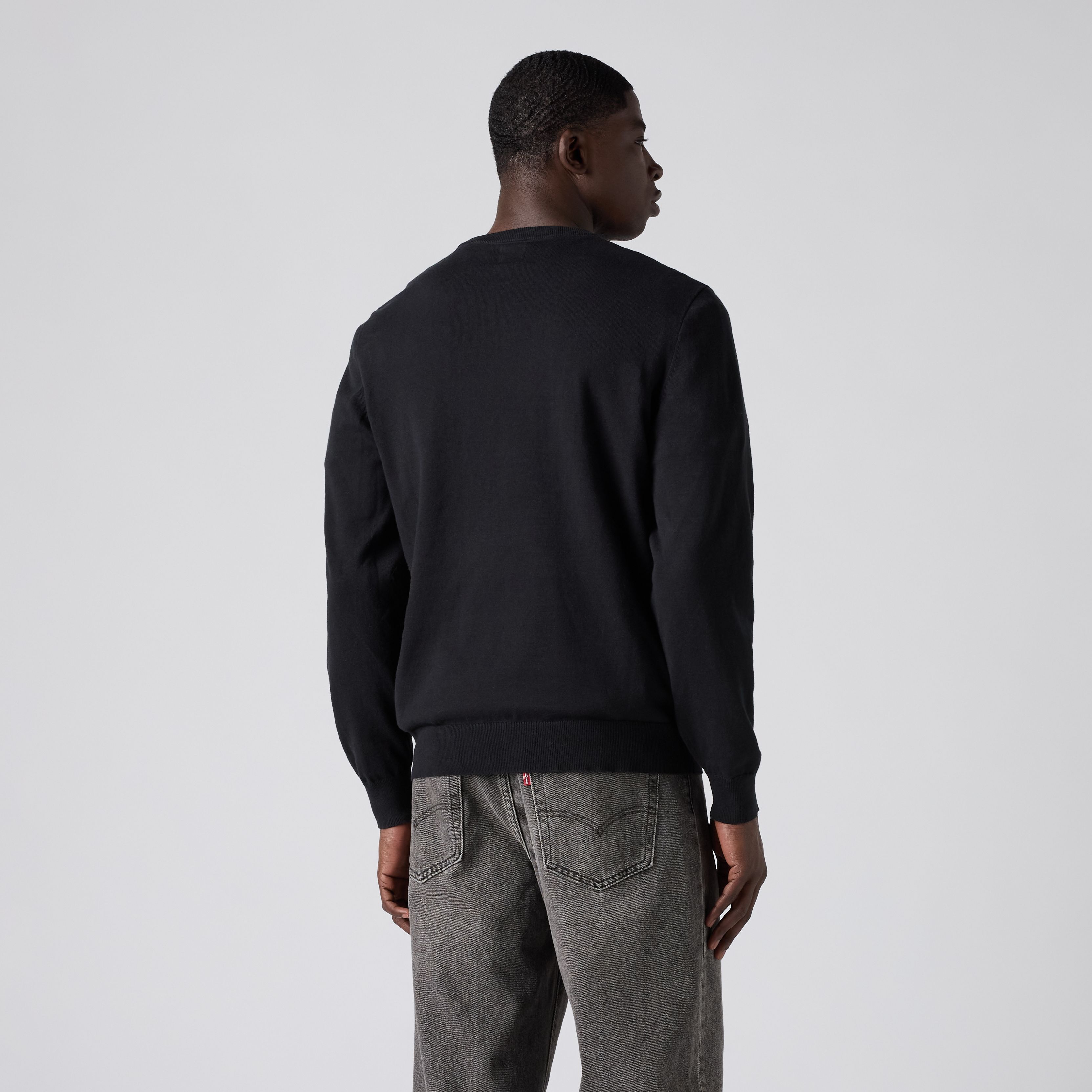 Lightweight Housemark Sweater 4