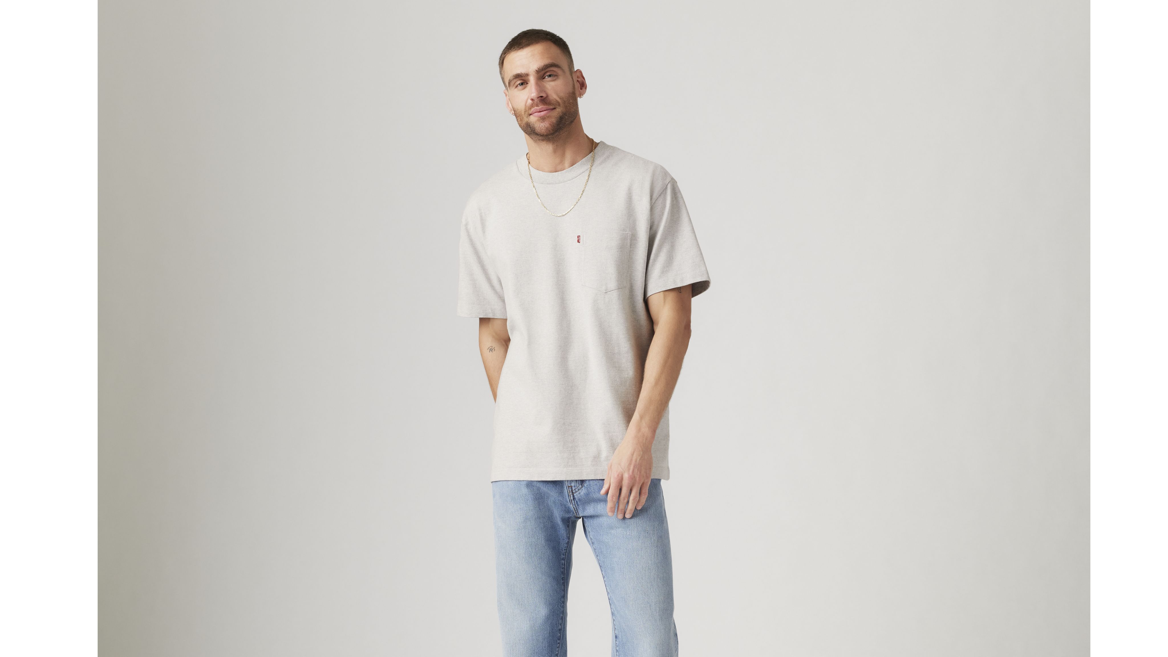 Heavyweight Pocket T-Shirt 3