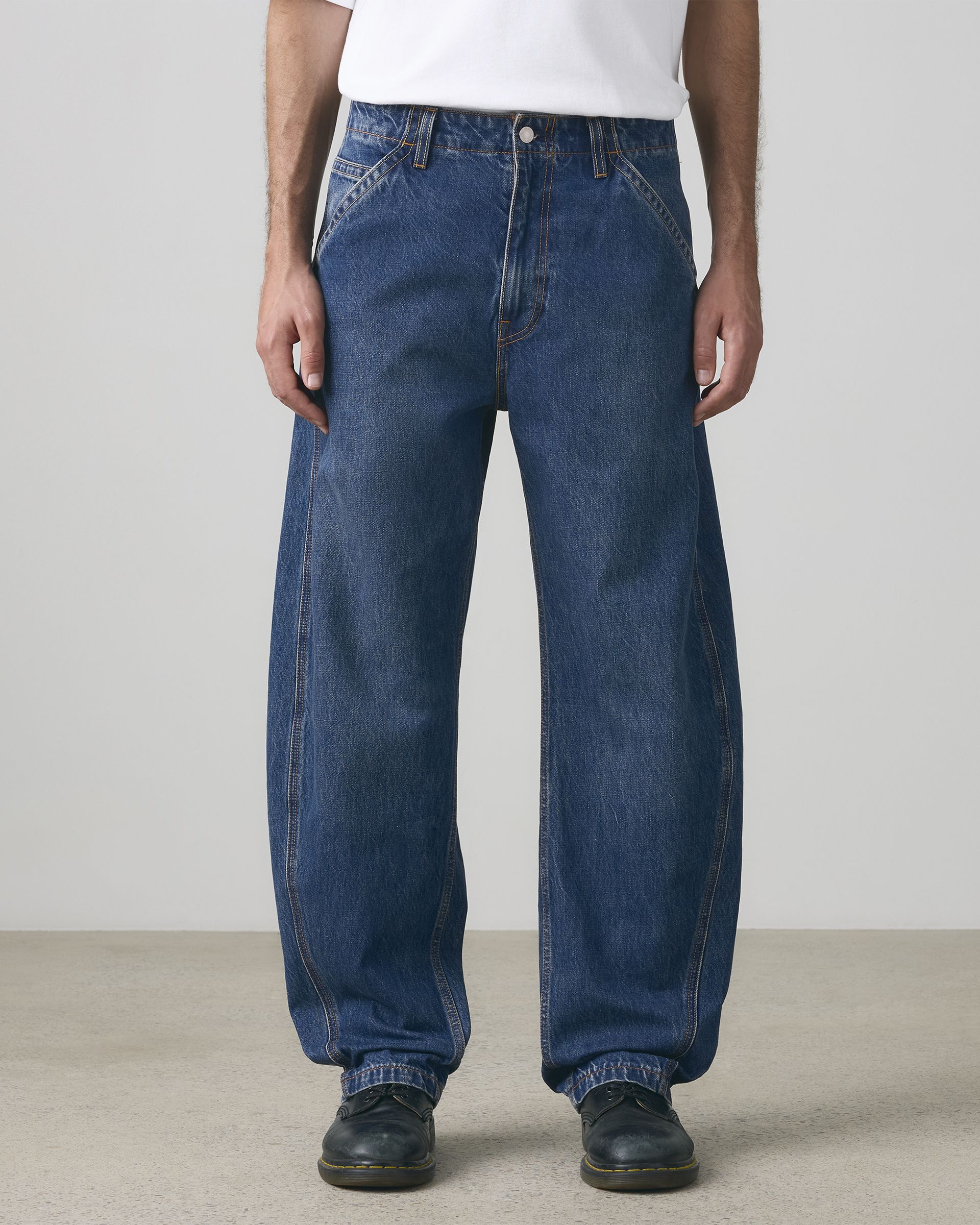 Mens Baggy Denim Jeans: Shop Loose Fit Jeans | Levis® US