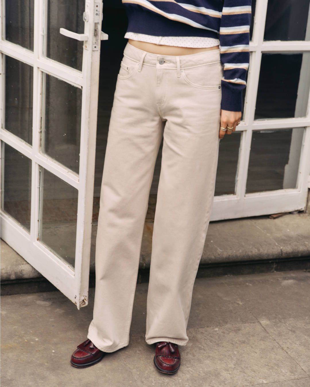 Women’s low loose on model