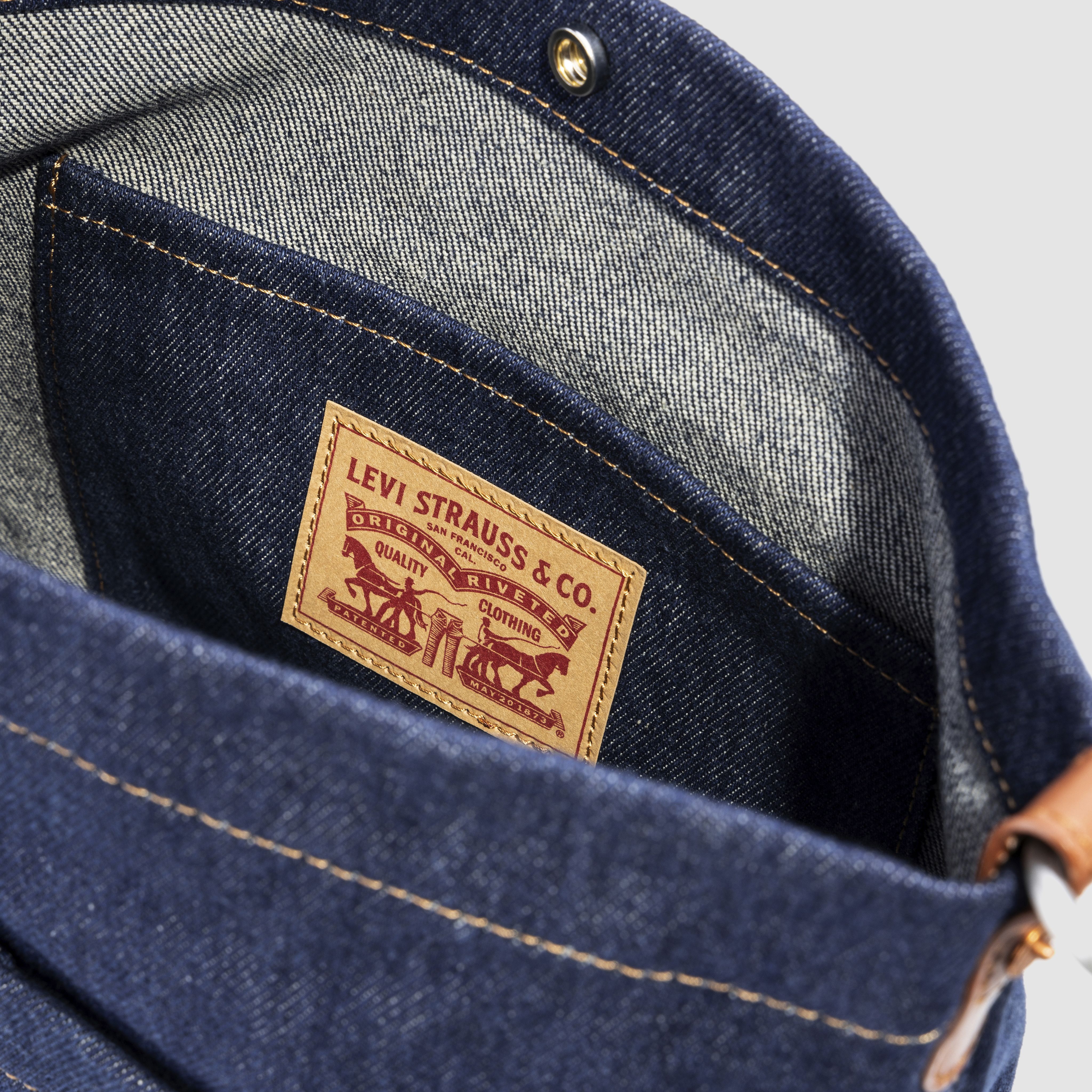 Heritage Bucket Bag - Blue | Levi's® US