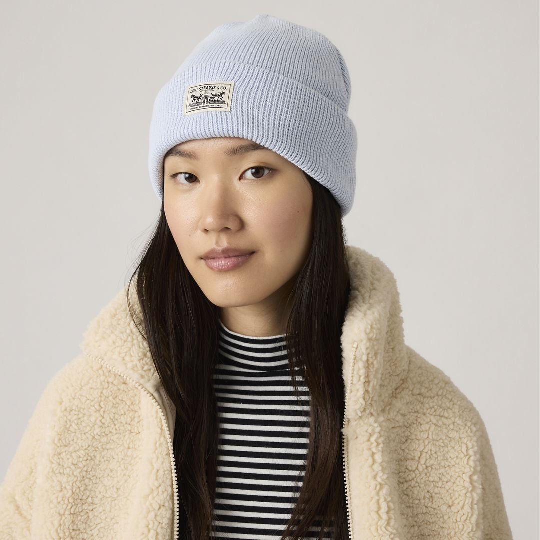 Levi's Backpatch Beanie - Women's One Size