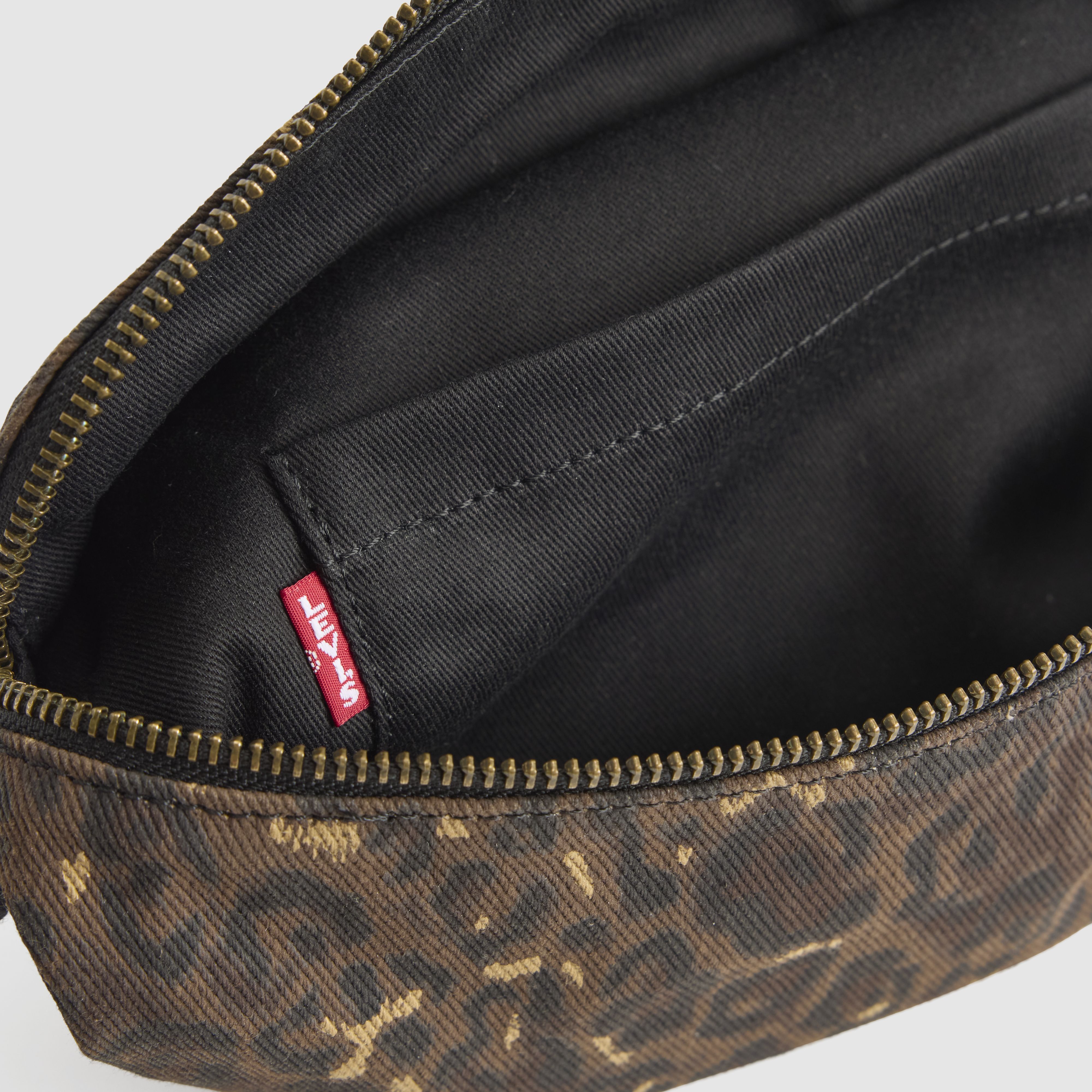 Levi's® Devon Crossbody Bag 5