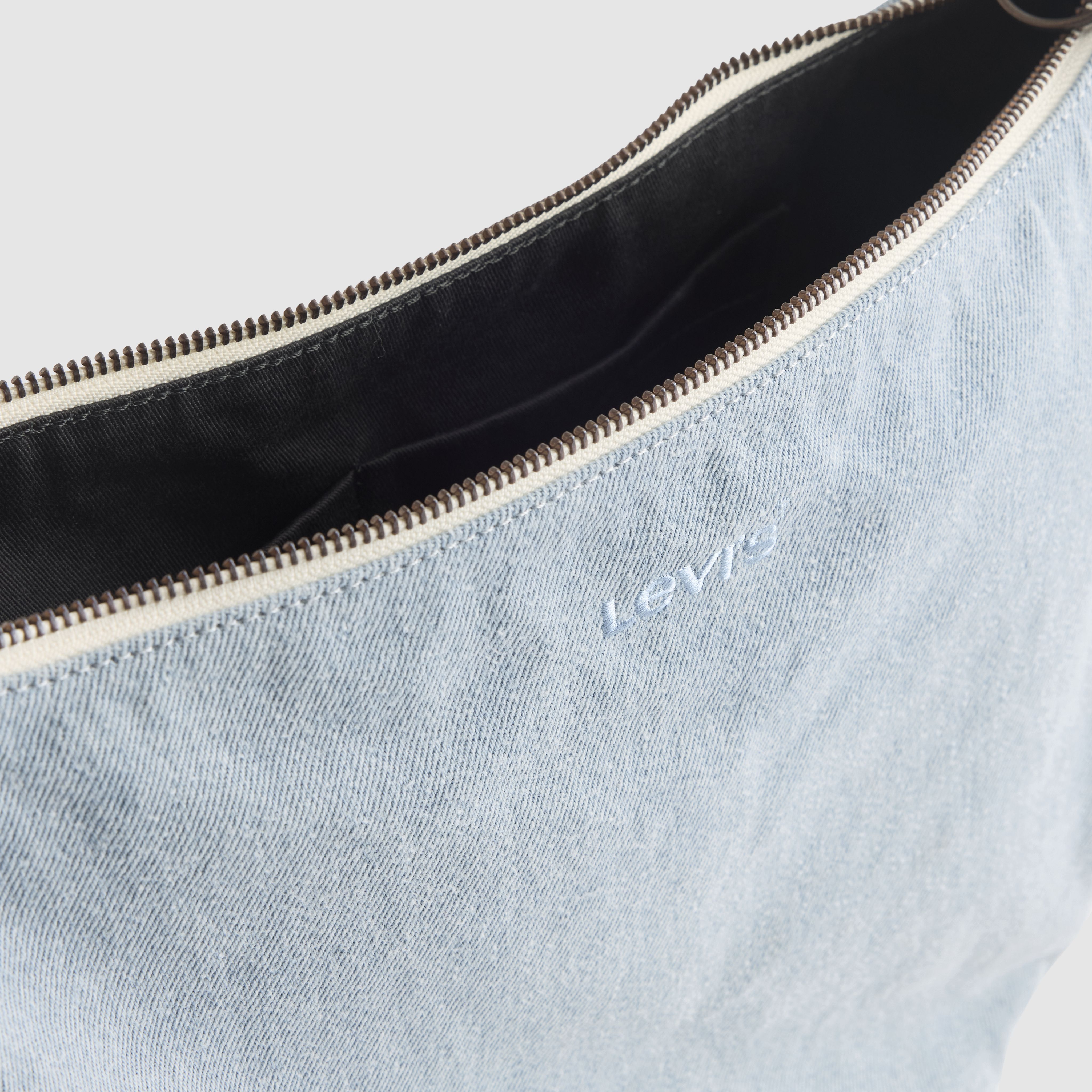 Brooklyn Medium Shoulder Bag 5