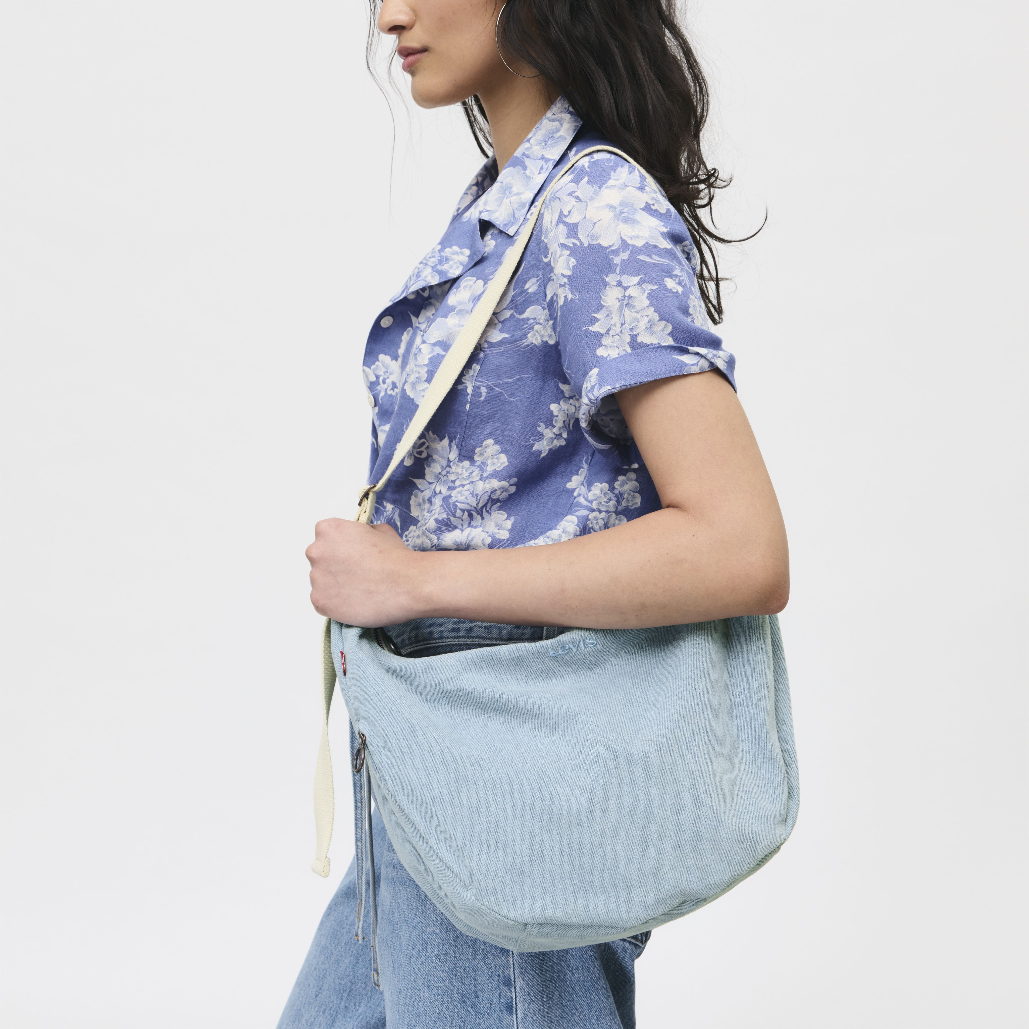 Brooklyn Medium Shoulder Bag 1