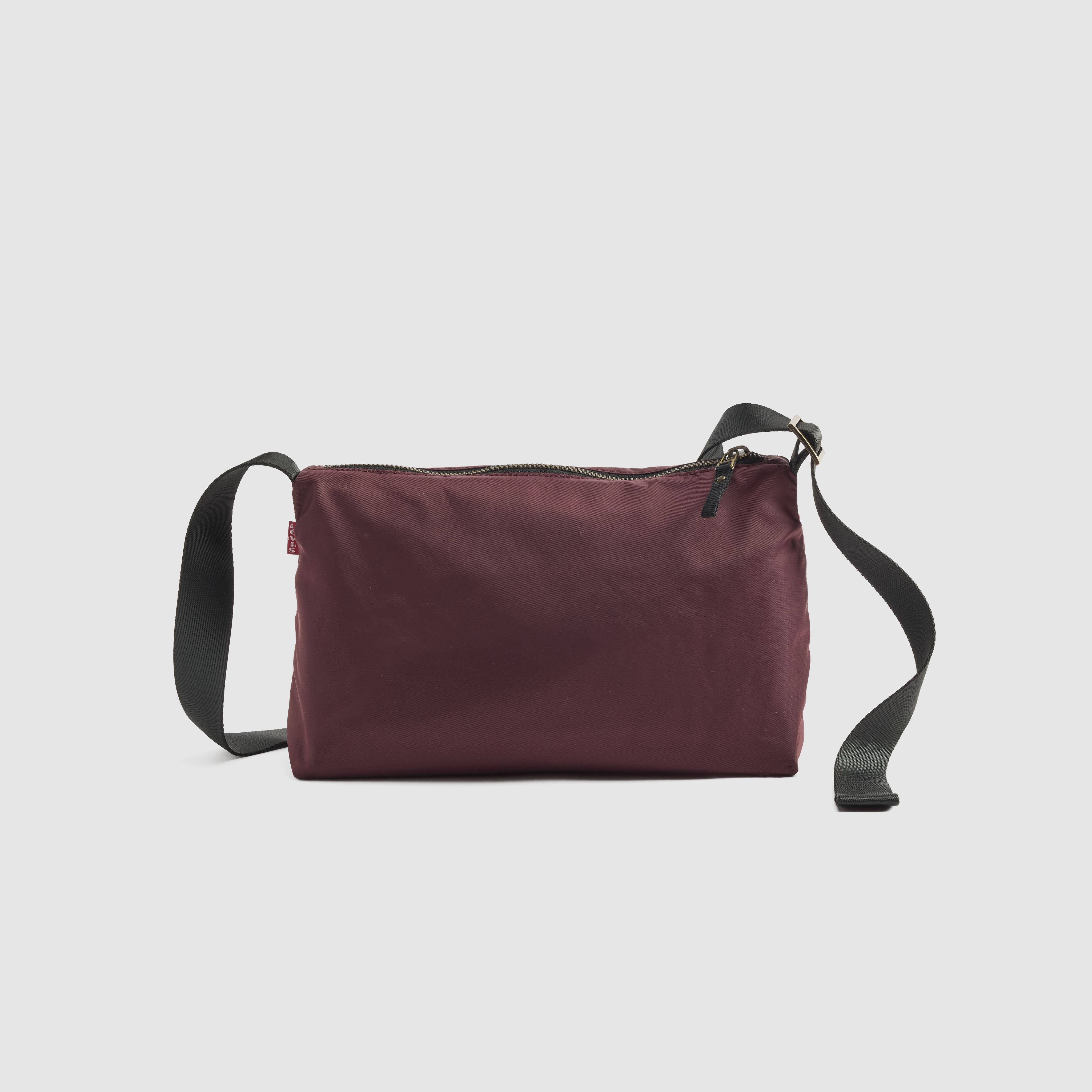 Levi's® Ali liten axelremsväska 2