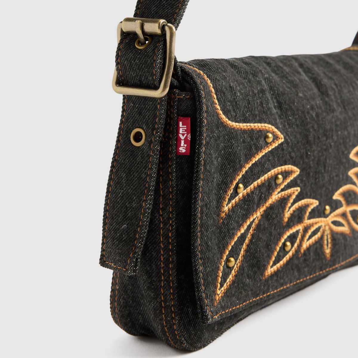 Brannan Shoulder Bag — Black Dark Wash - Black