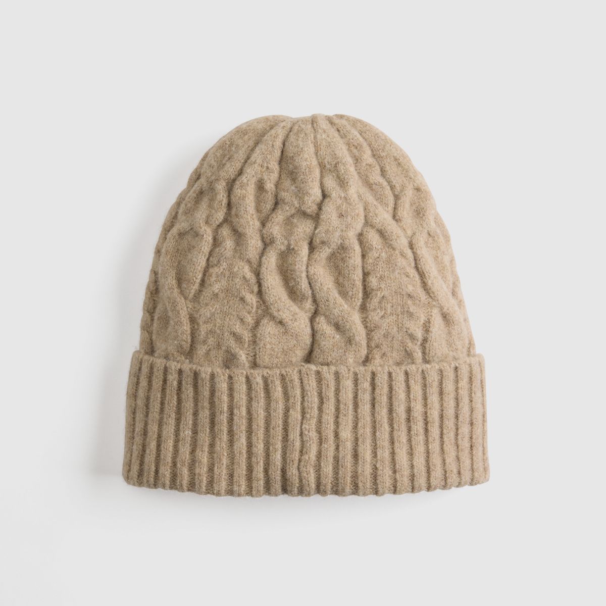 Holiday Cable-Knit Backpatch Beanie — Oatmeal Heather - Neutral