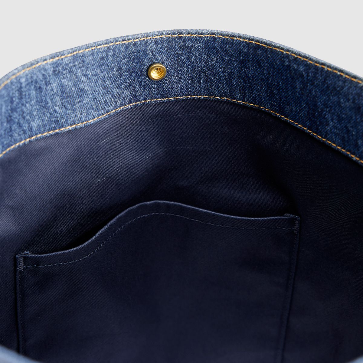 Heritage Medium Bag — Ocean - Dark Wash