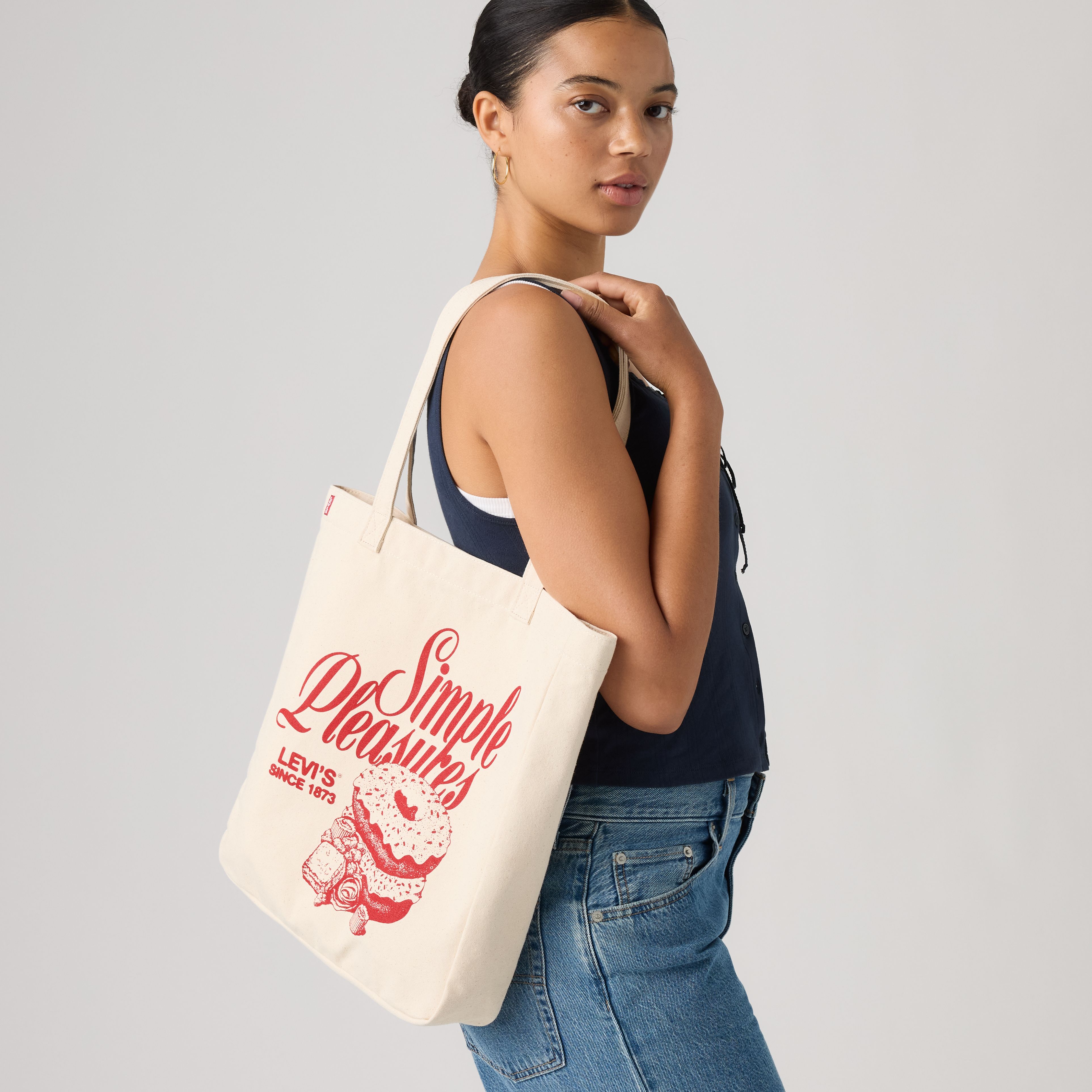 Levi's® Everyday Graphic Tote 1