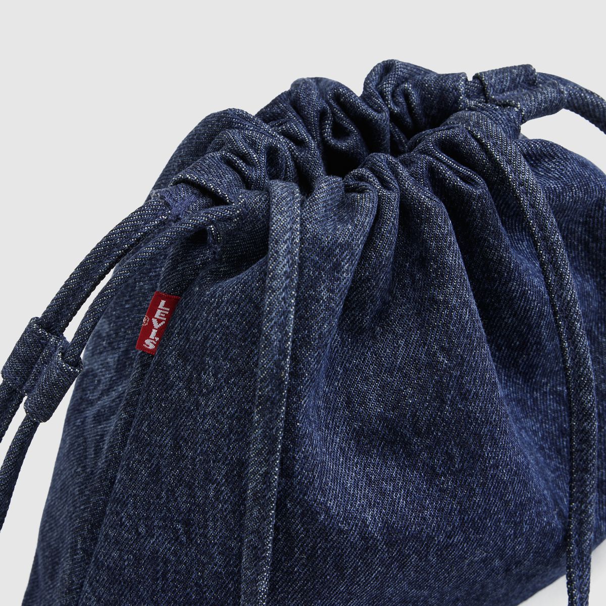 Levi's® Isabelle Crossbody Bag — Ocean Indigo Wash 3 - Blue