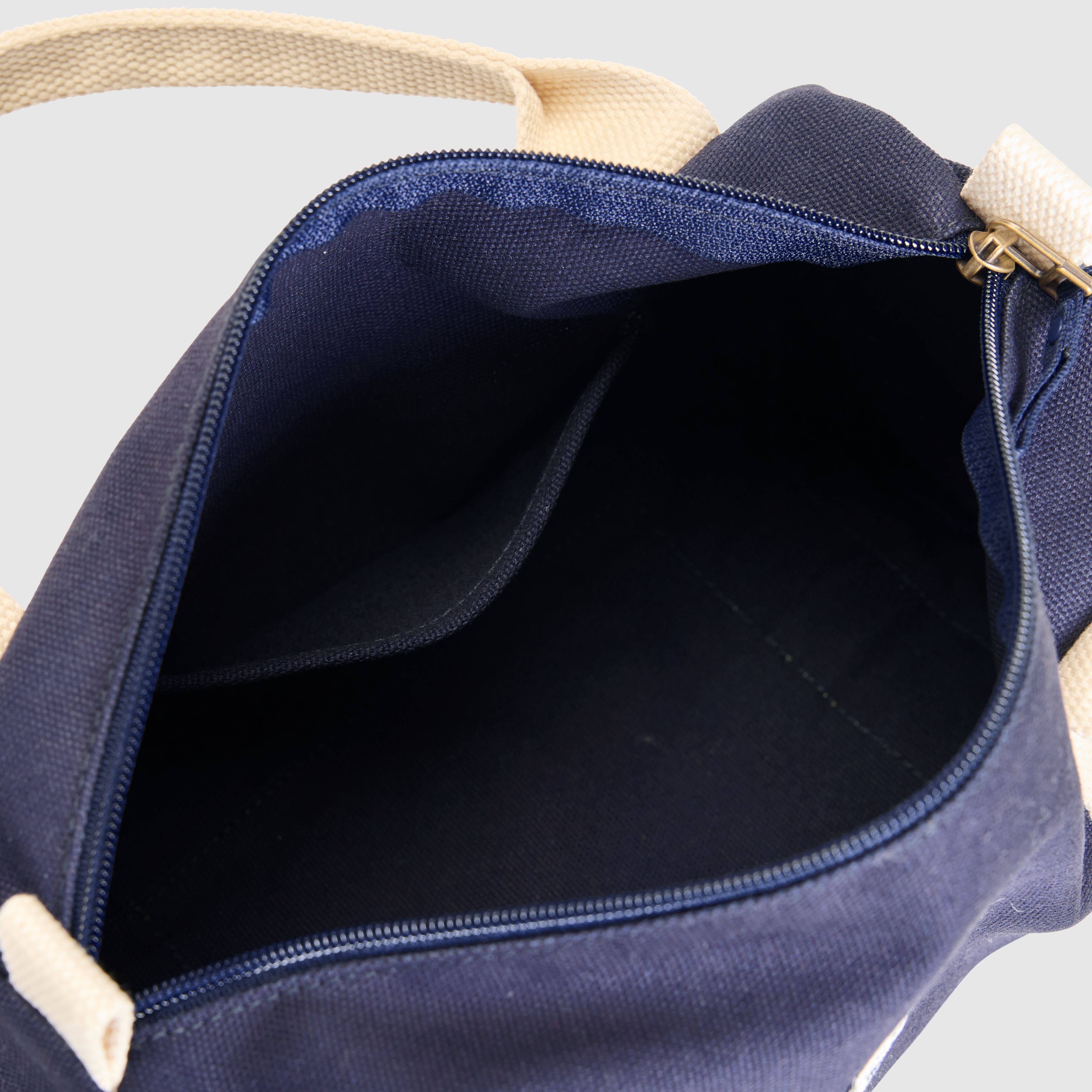 Harley Small Barrel Bag 5