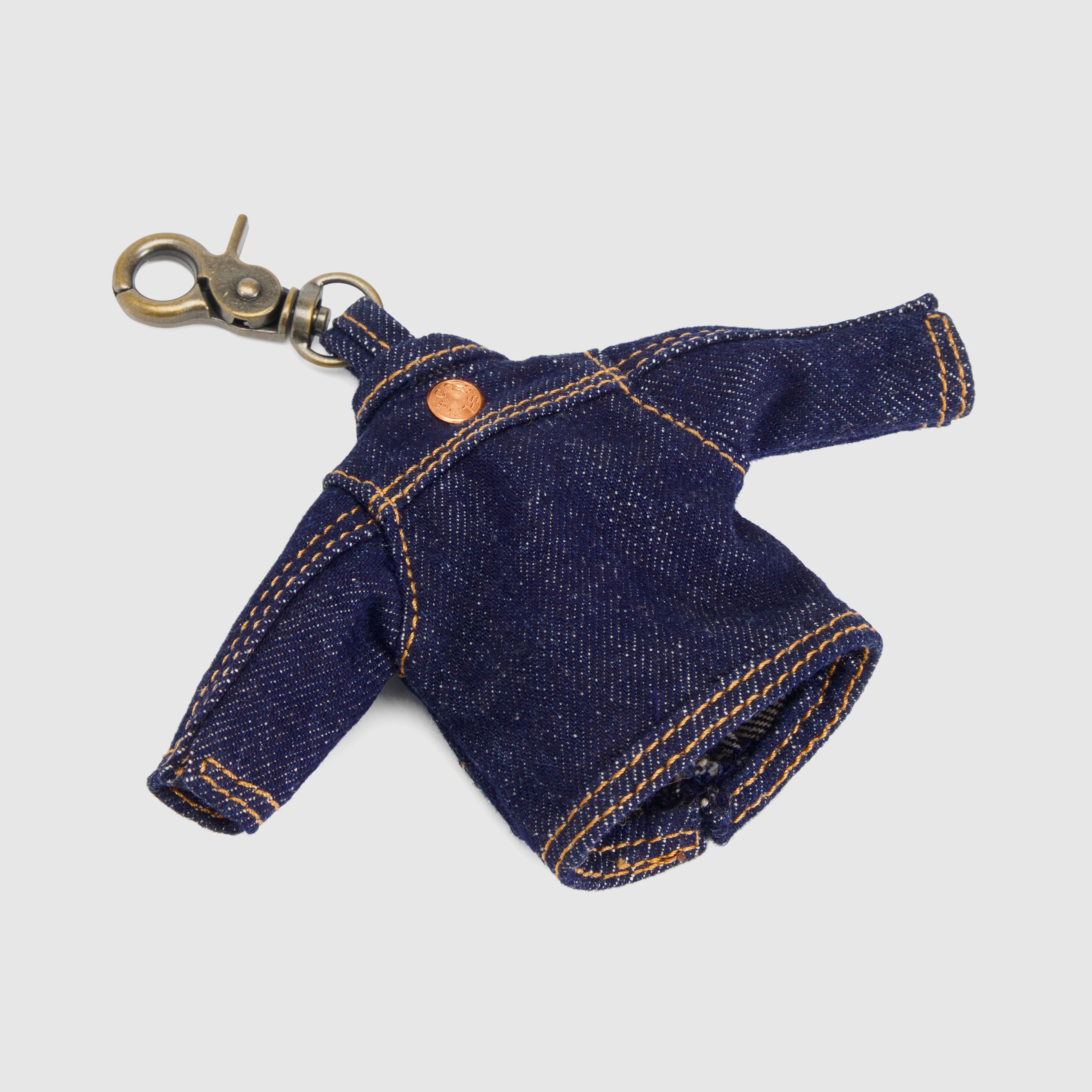 Mini Trucker Charm 3