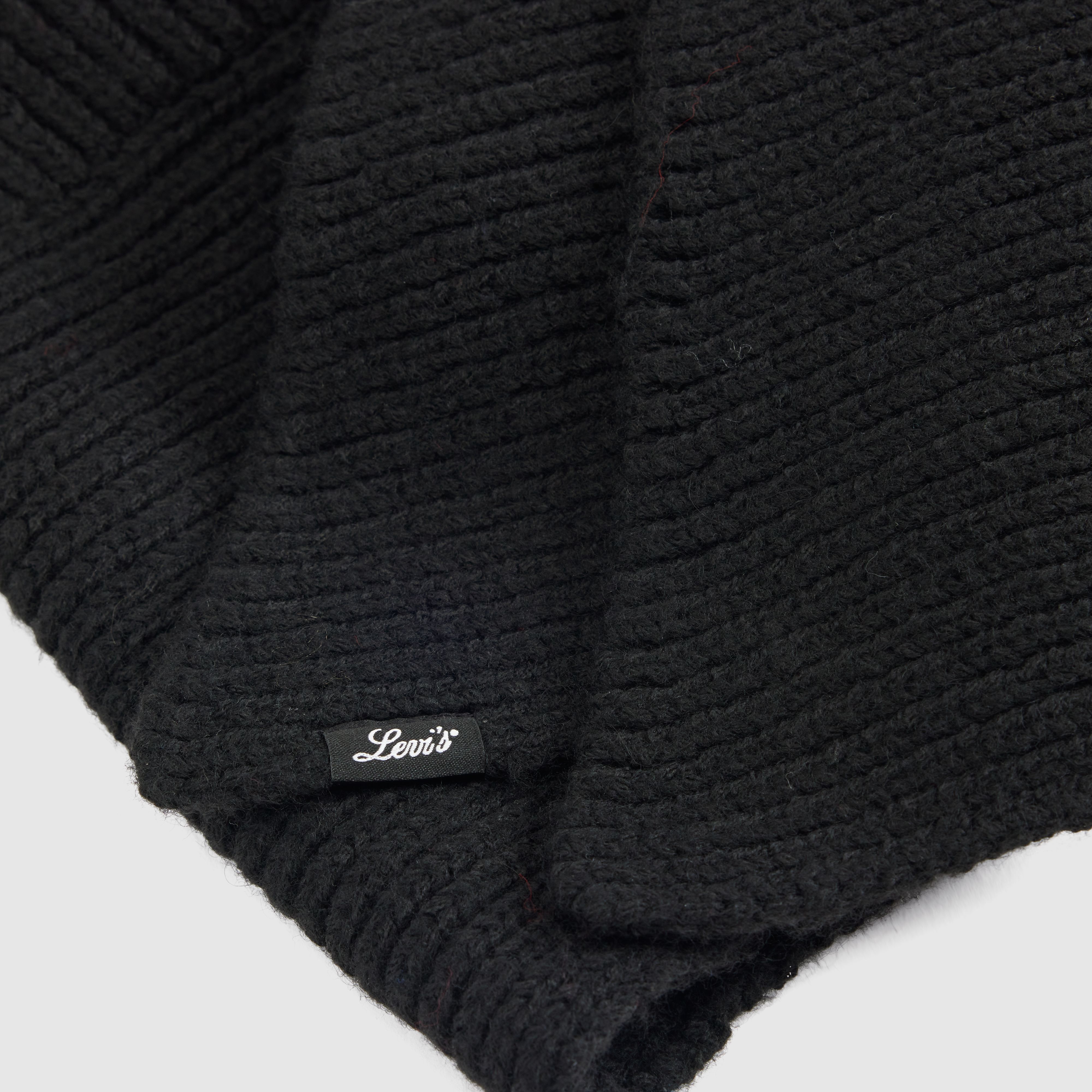 Sadie Snood 4