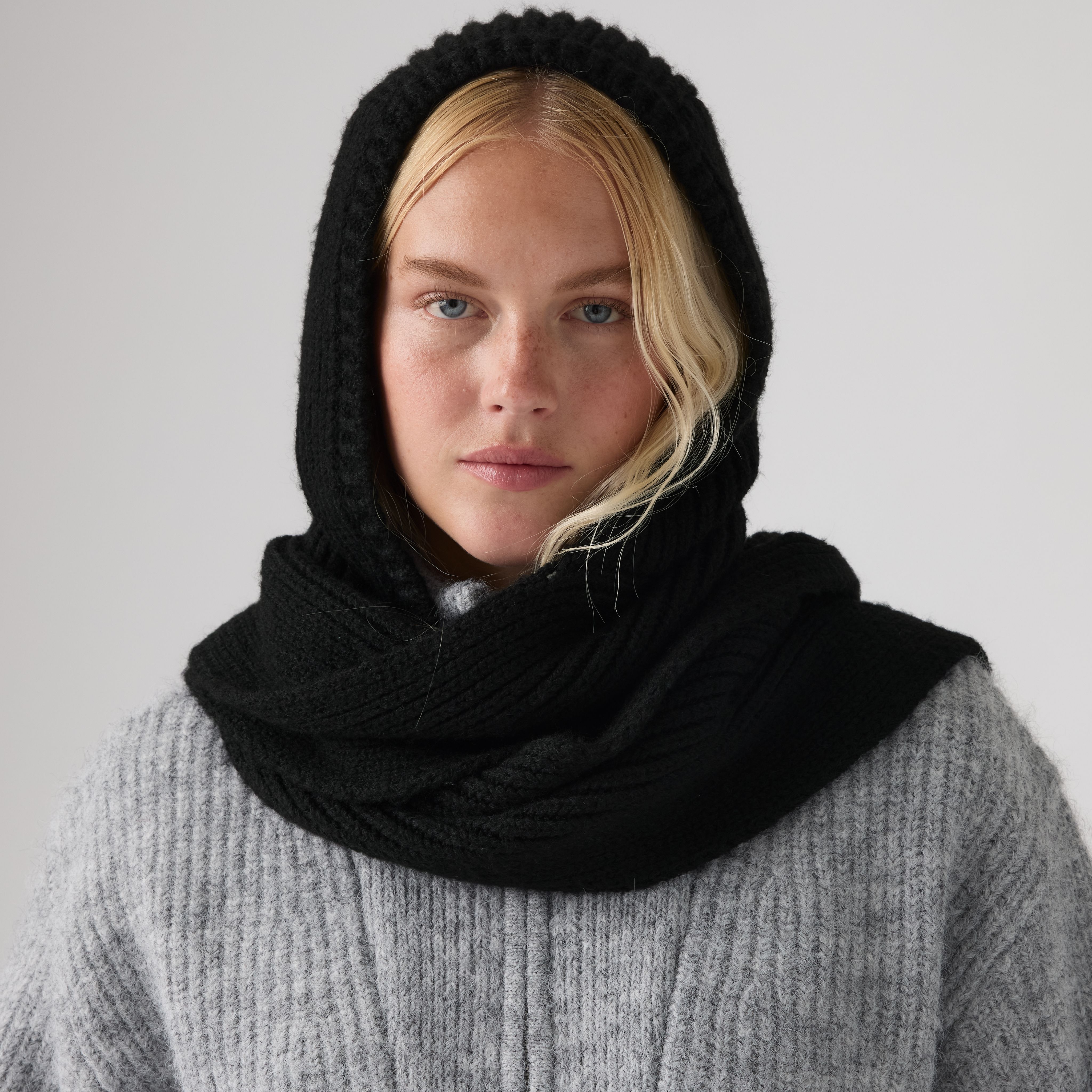 Sadie Snood 15