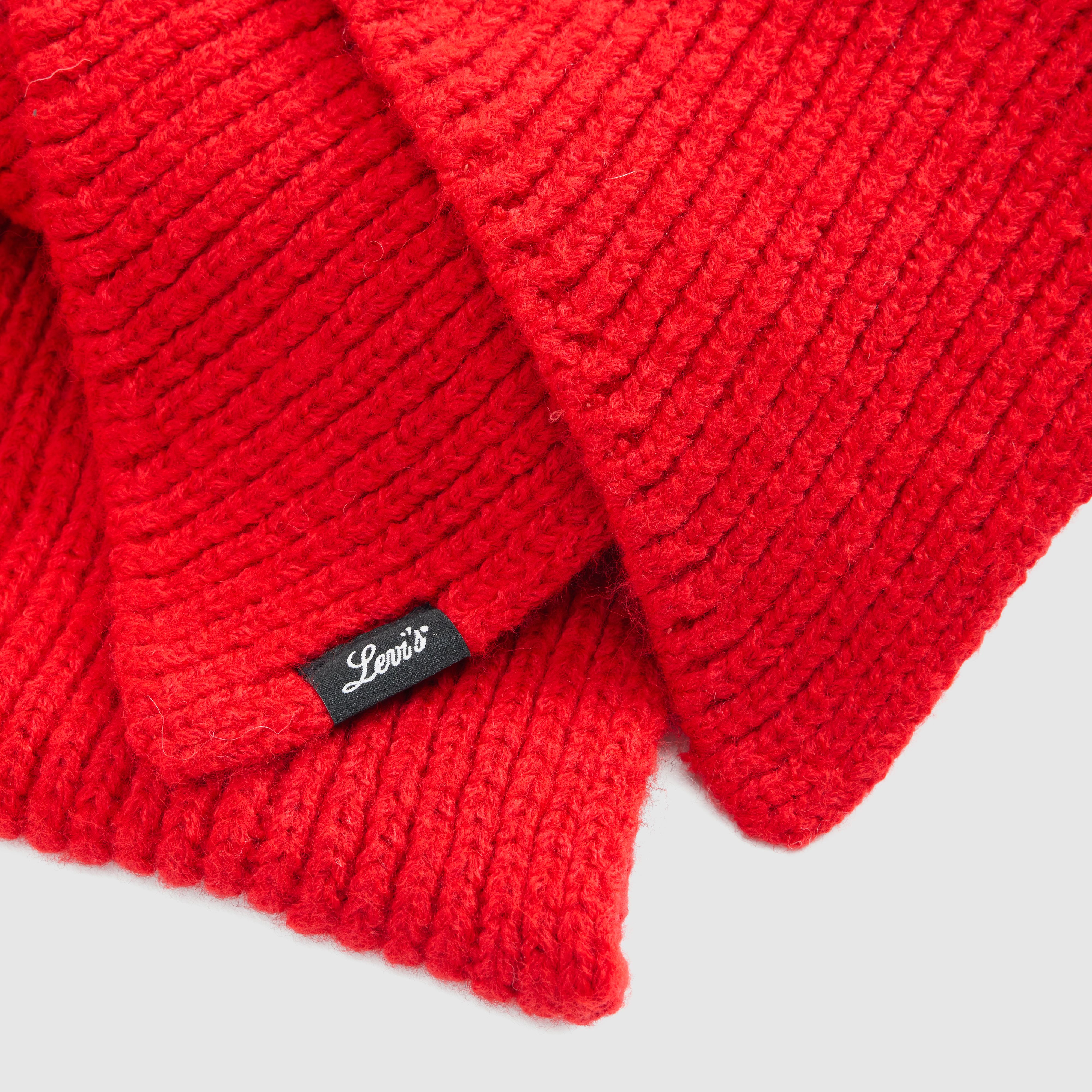 Sadie Snood 4