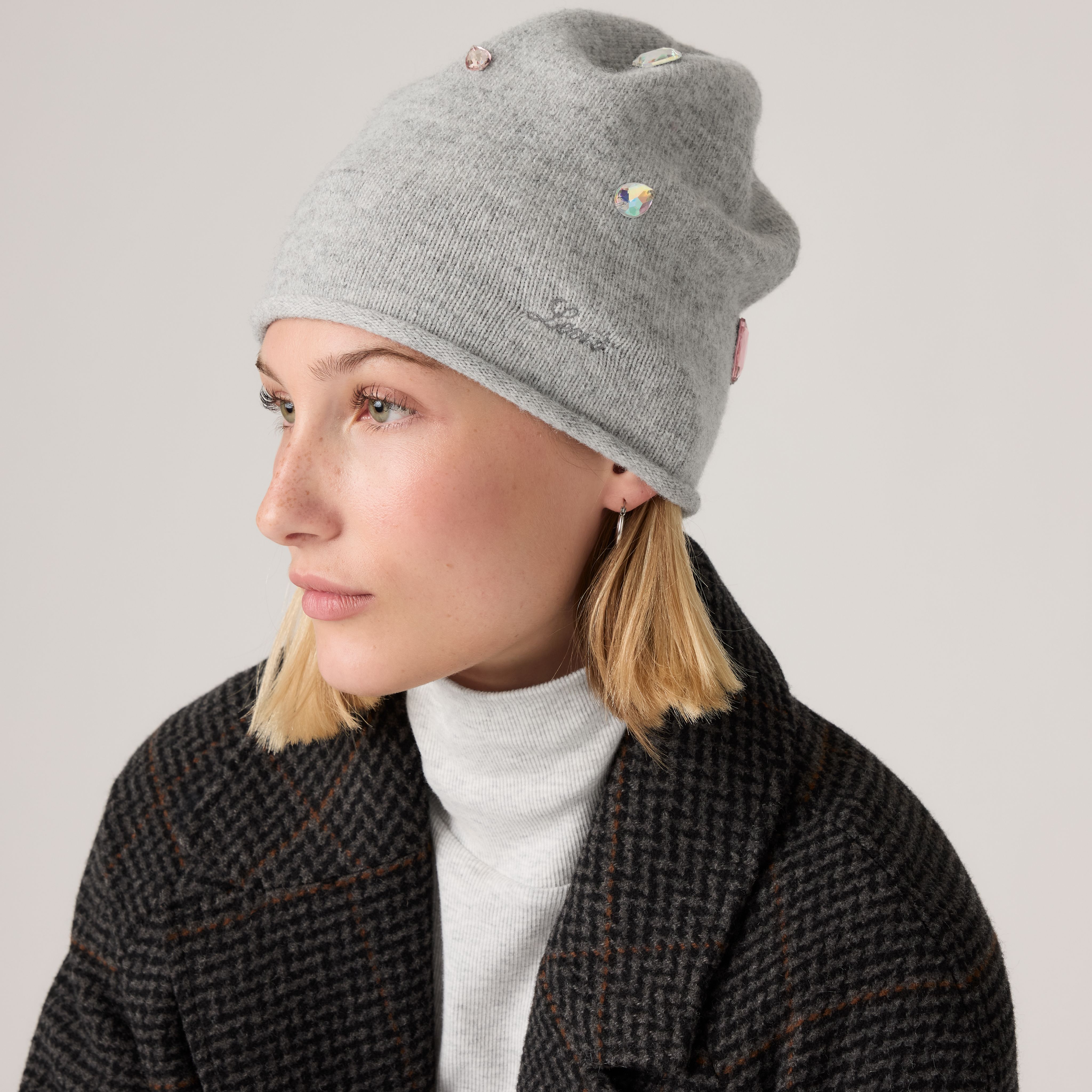 Luna Beanie 1