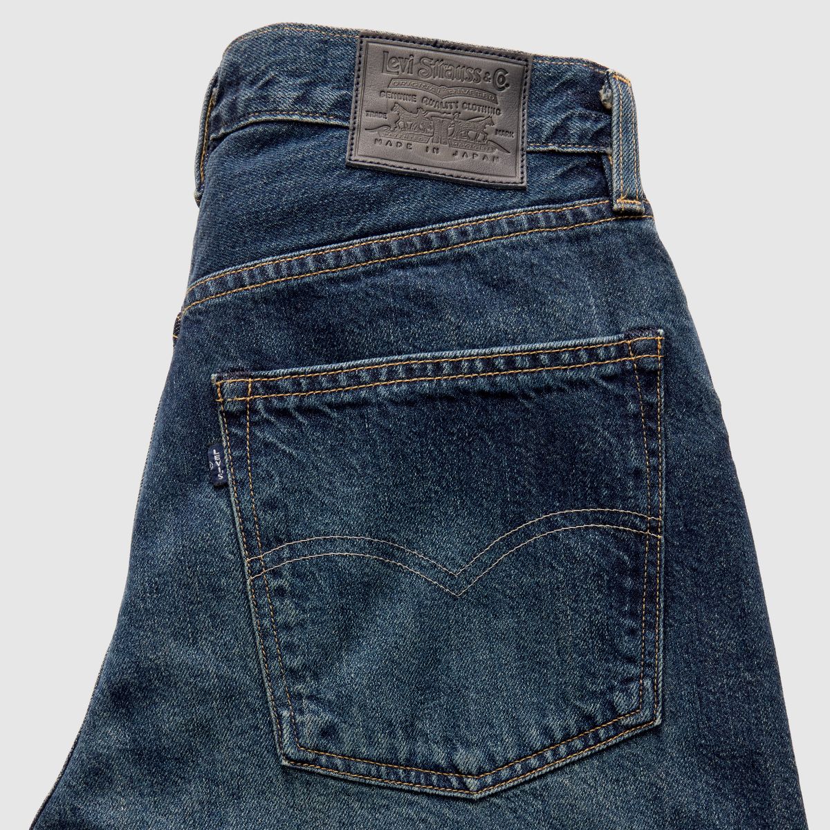 Women's Carve Jeans — Cerulean Made in Japan - Medium Wash