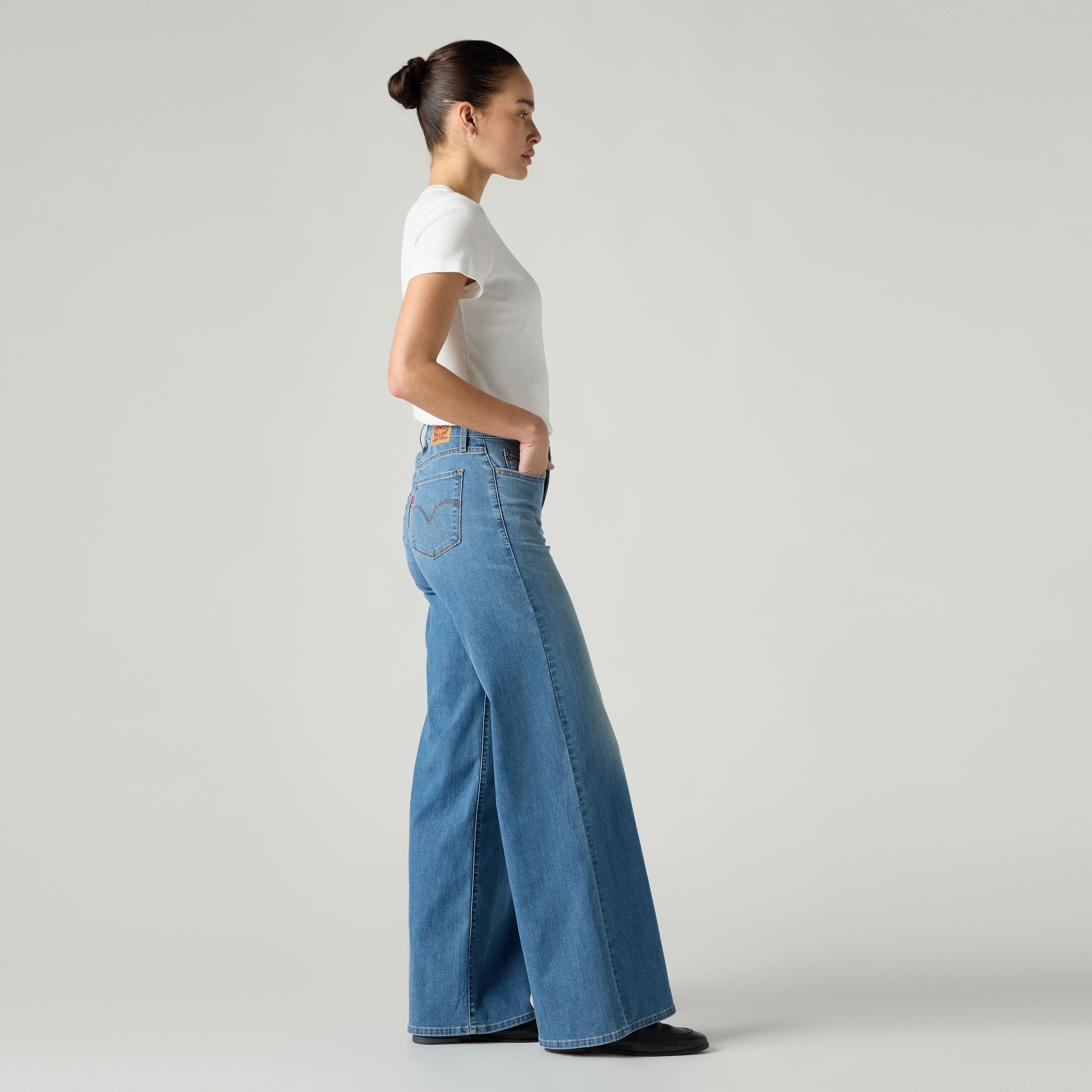 318™ Shaping Wide Leg Jeans 4