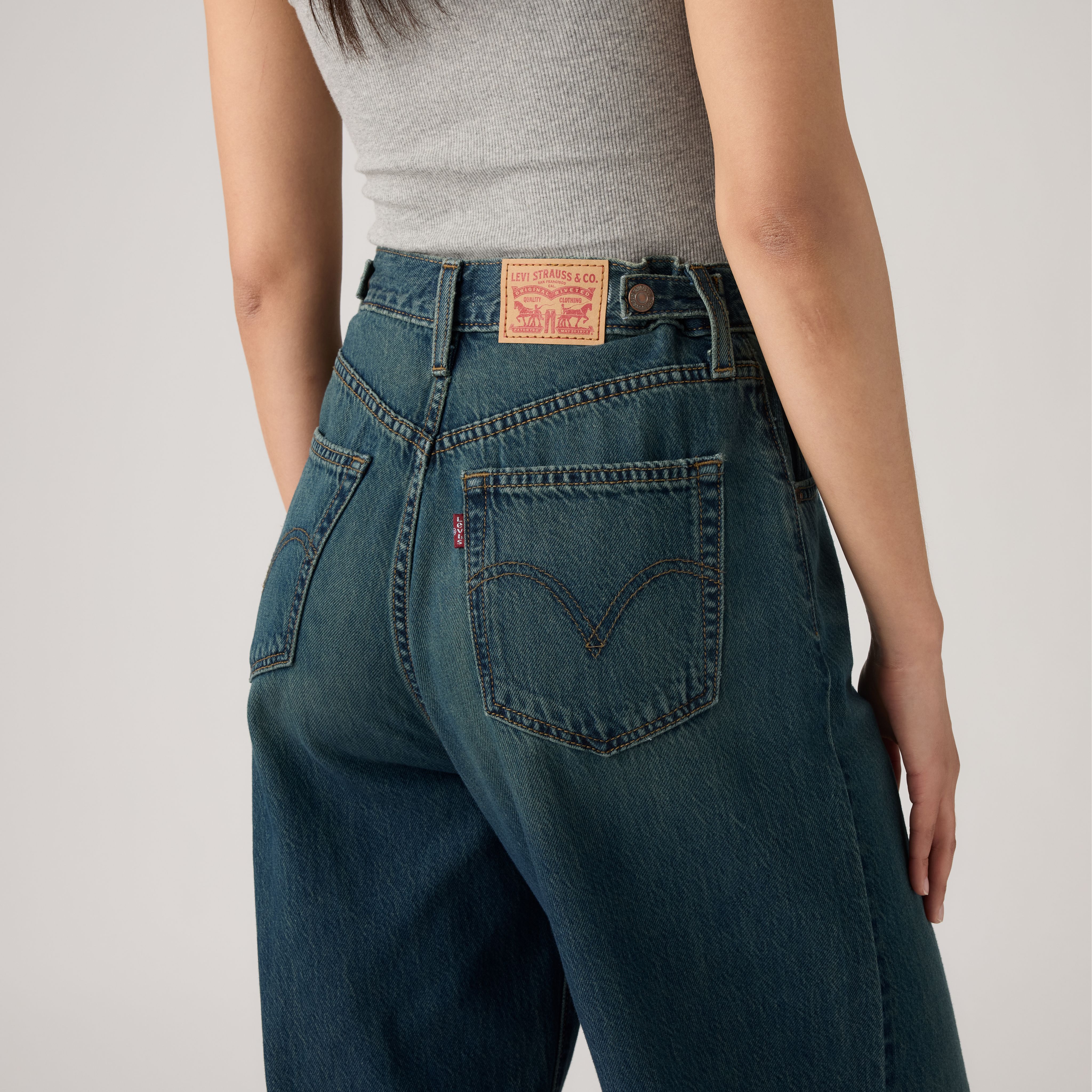 Cinch Baggy Lightweight Women's Jeans 4