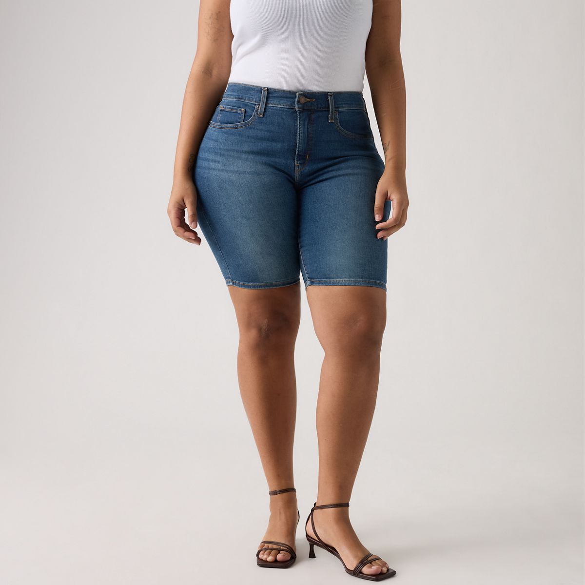Shaping Bermuda Women's Shorts — Clever Girl Short - Dark Wash