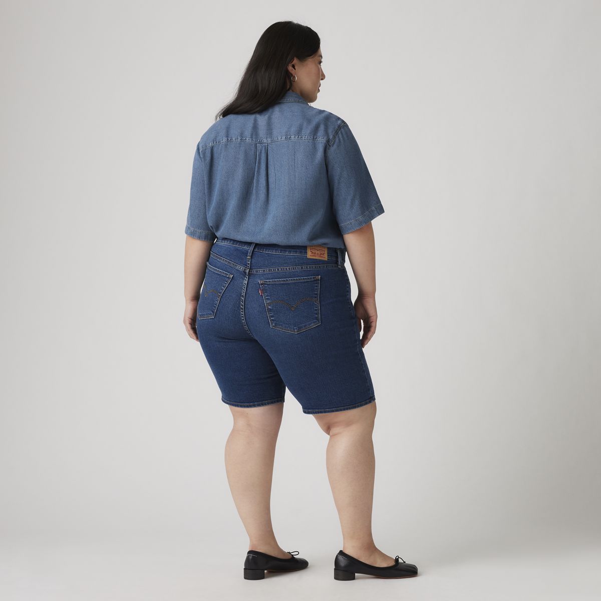 Shaping Bermuda Shorts (Plus Size) — Clever Girl Short Plus - Dark Wash