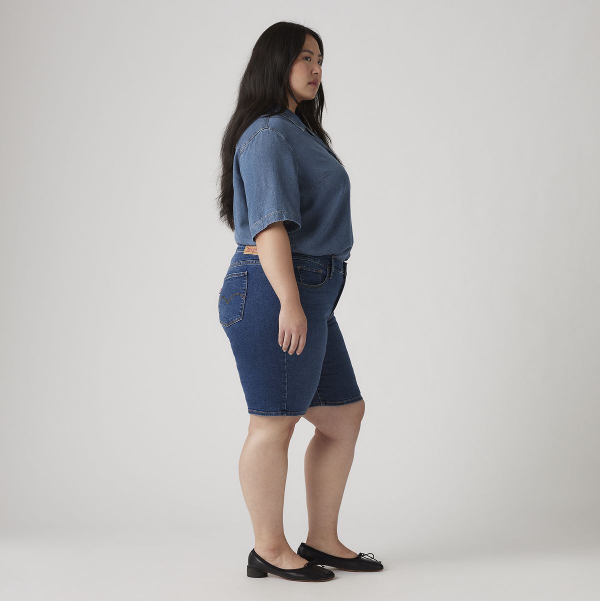 Shaping Bermuda Shorts (Plus Size) — Clever Girl Short Plus - Dark Wash