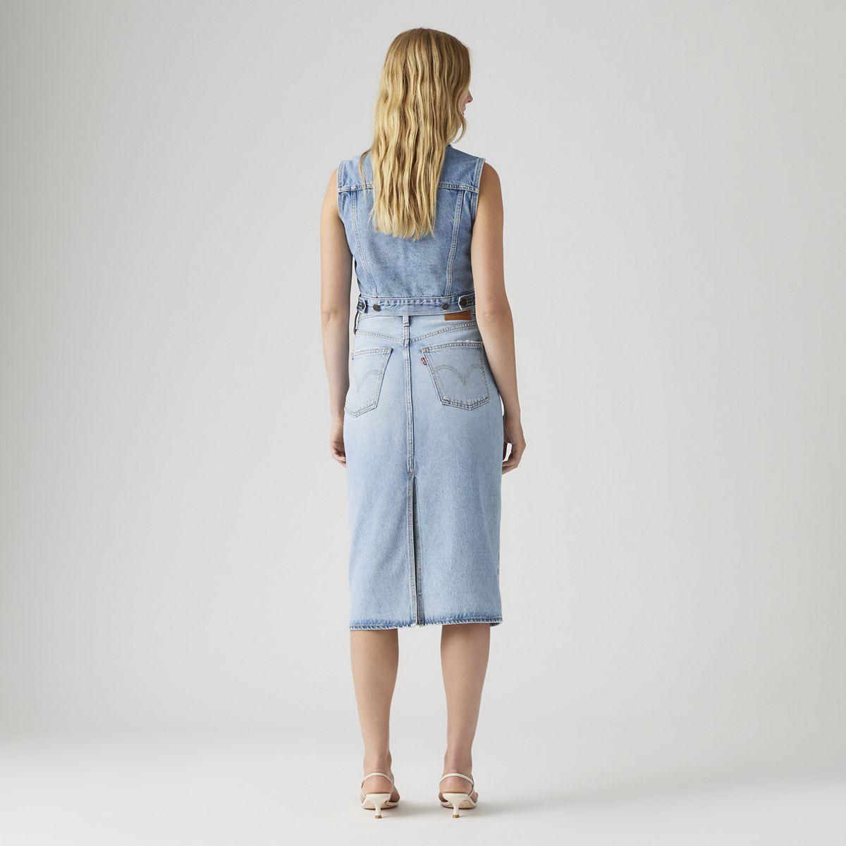 High Rise Slit Skirt — Riveting Clean Hem - Light Wash