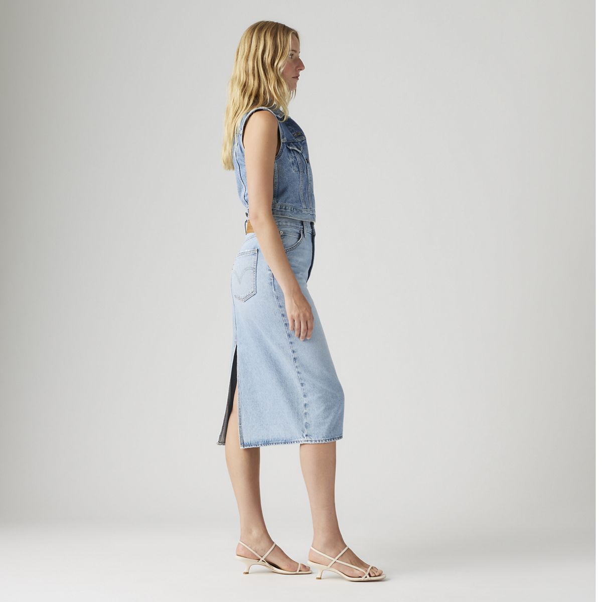 High Rise Slit Skirt — Riveting Clean Hem - Light Wash