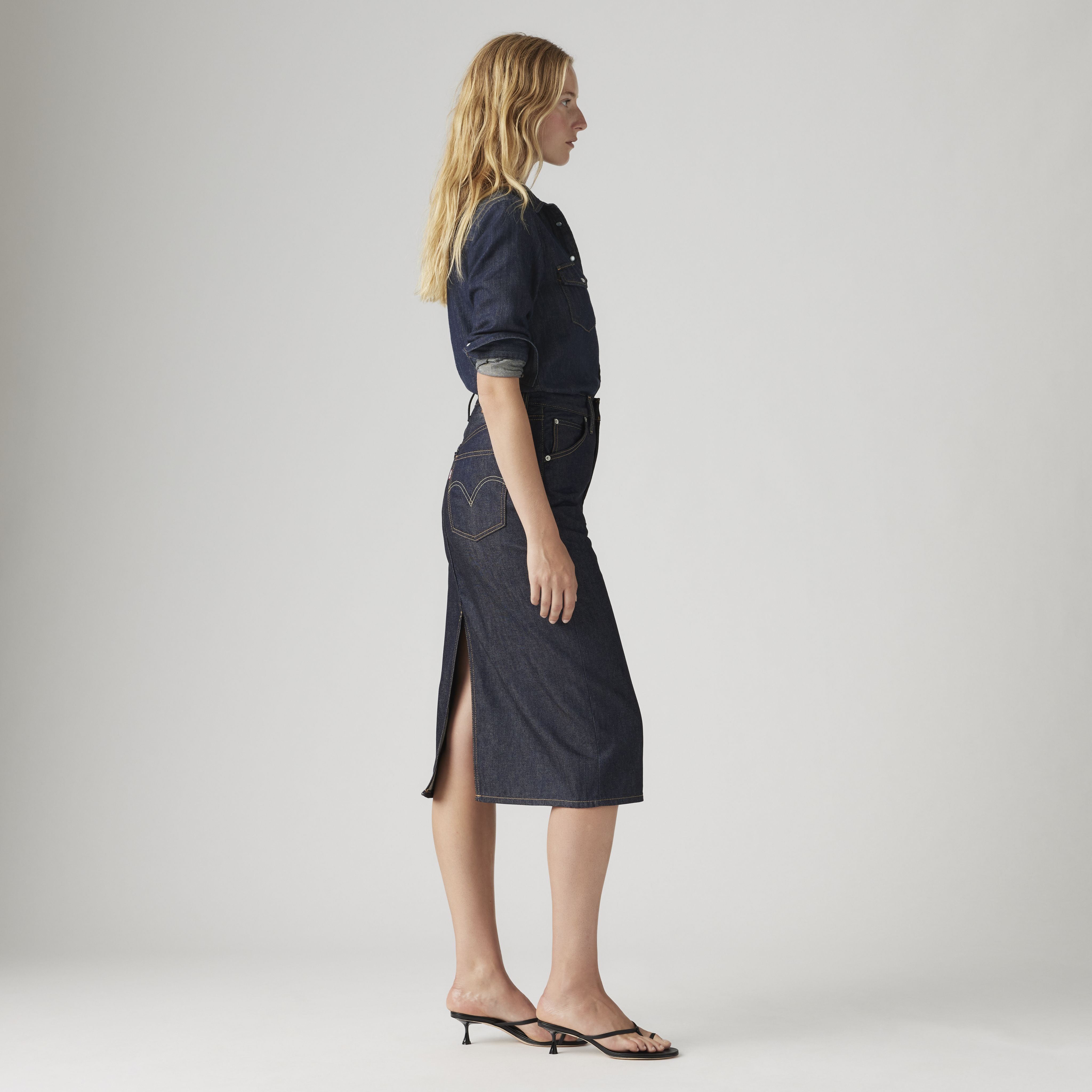 High Rise Back Slit Skirt 4