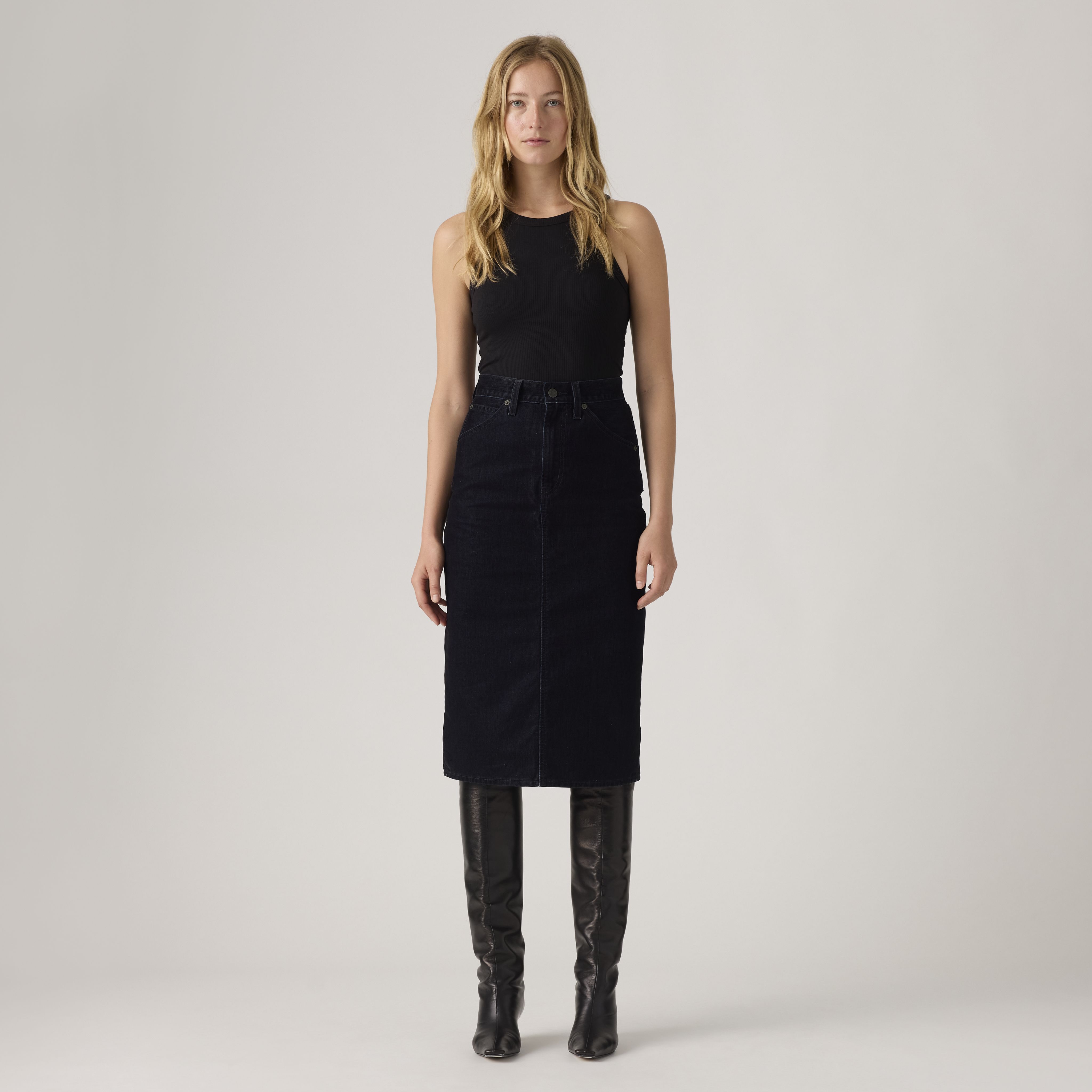 High Rise Back Slit Skirt 3