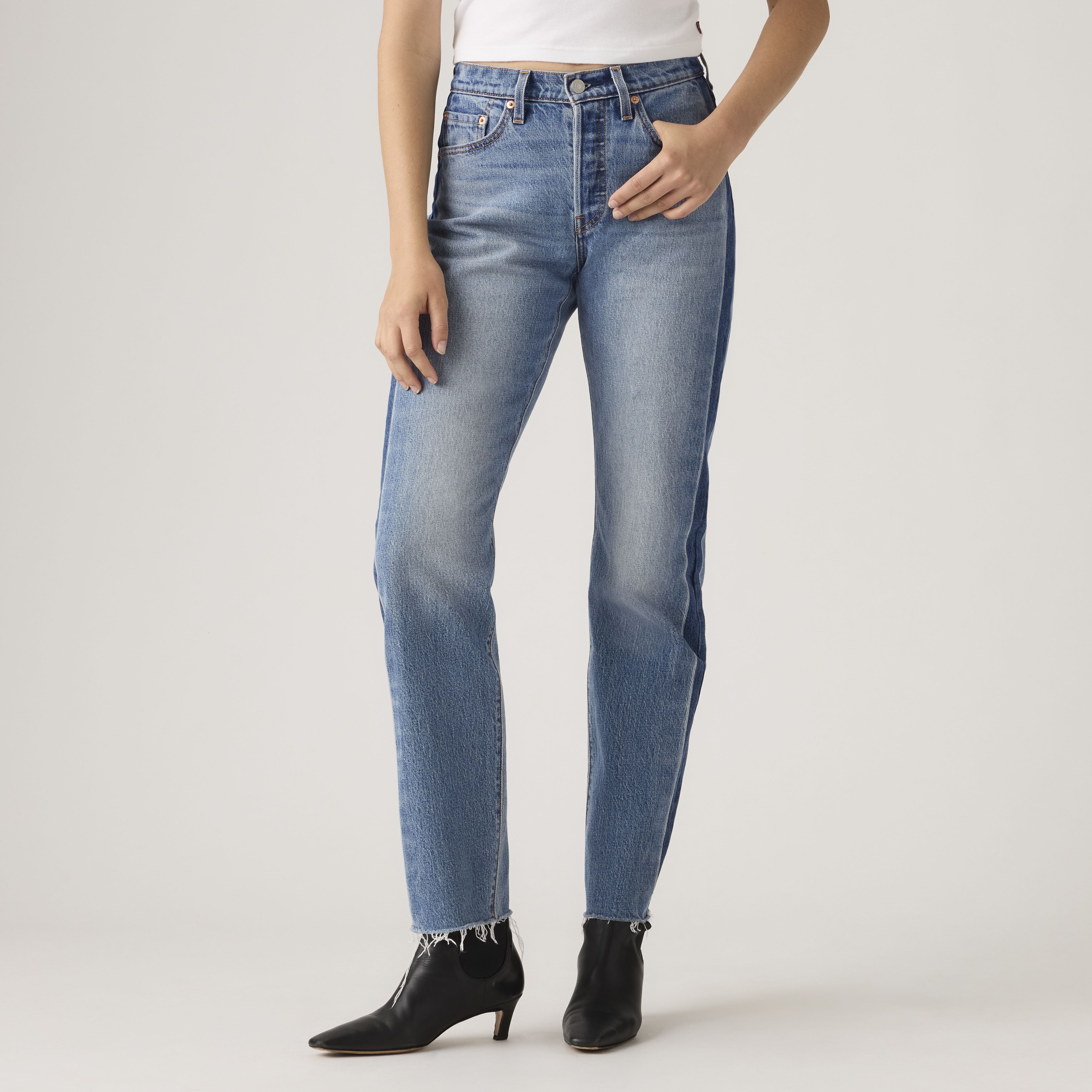 501® Curve Women's Jeans 2