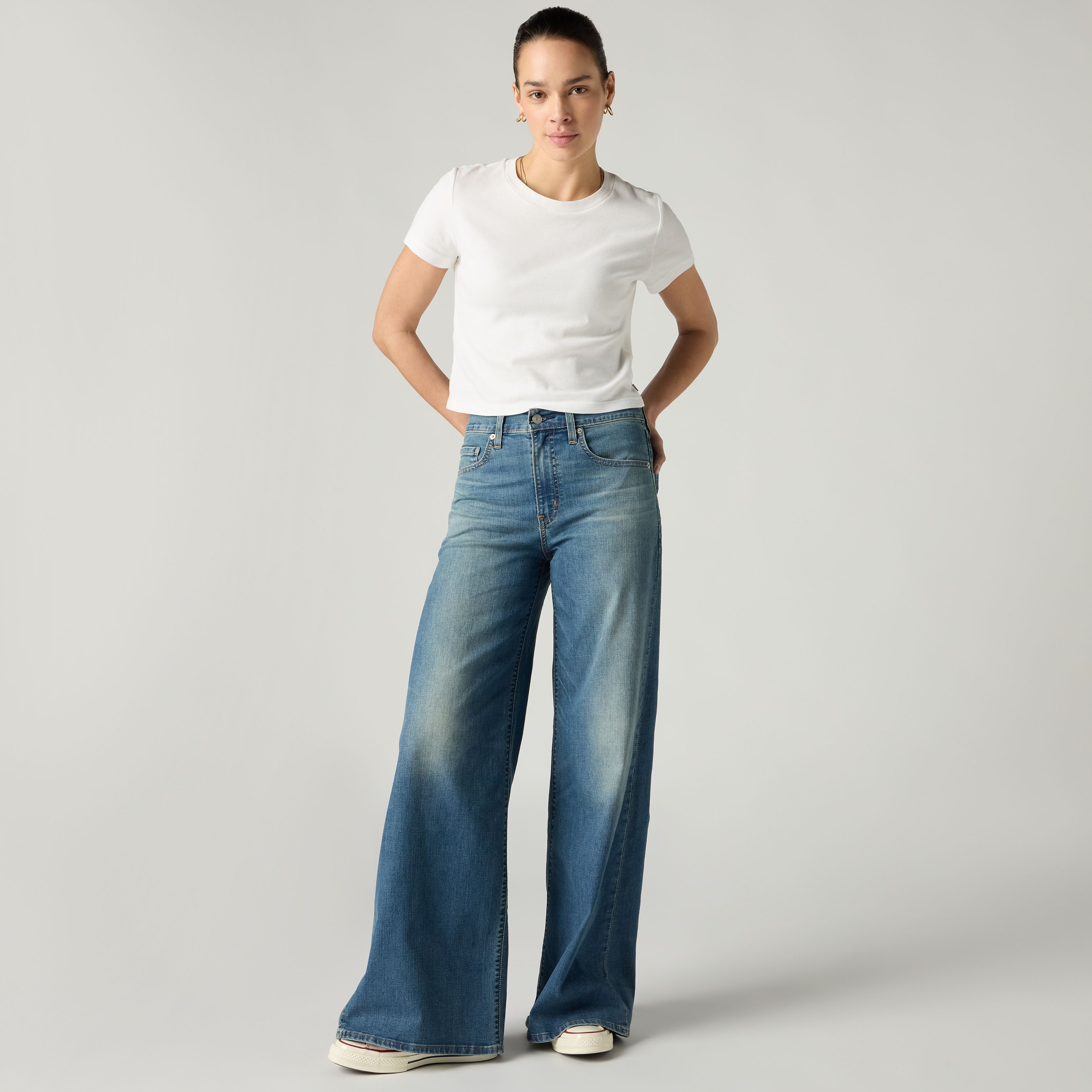 728 High Rise Wide Leg Jeans 1