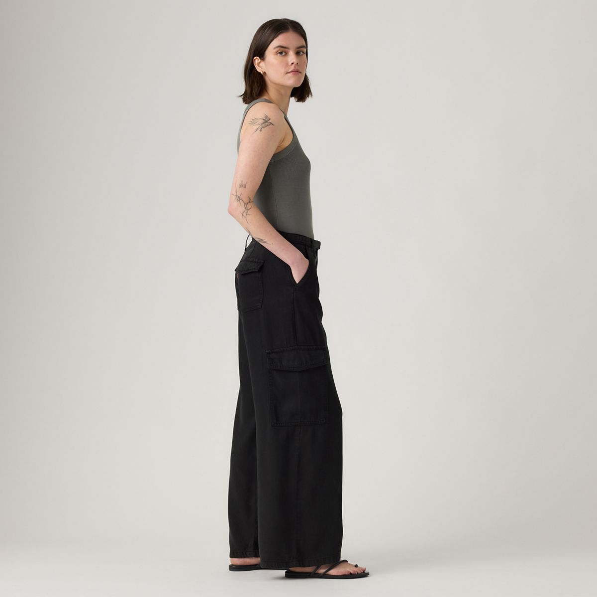 Baggy Dad Cargo TENCEL™ Women's Pants — Caviar - Black