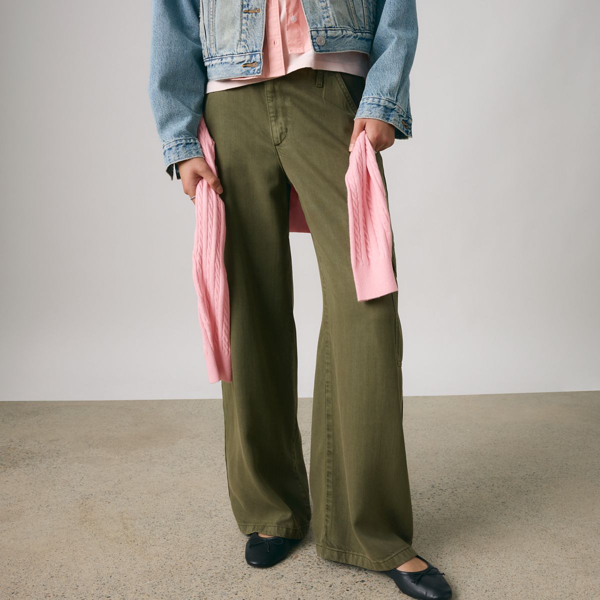Baggy Dad Cargo TENCEL™ Women's Pants — Drapey Ivy Green Gd - Green