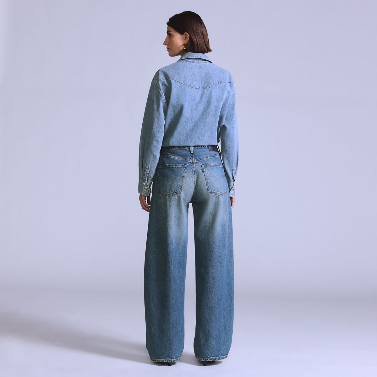 Women's Drop Barrel Jeans — Hinny Made in Japan - Medium Wash